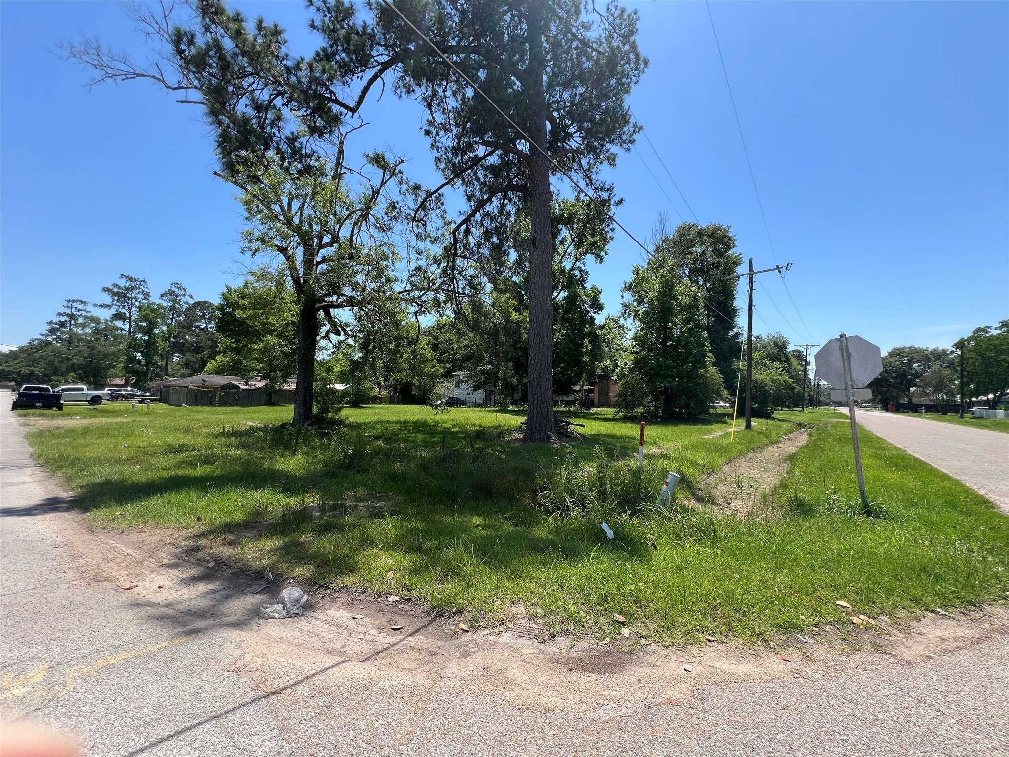 Cleveland, TX 77327,404 & 400 E Hanson ST