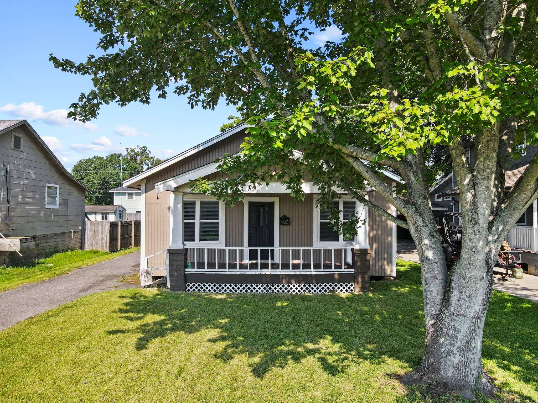 Port Neches, TX 77651,1410 Dallas ST