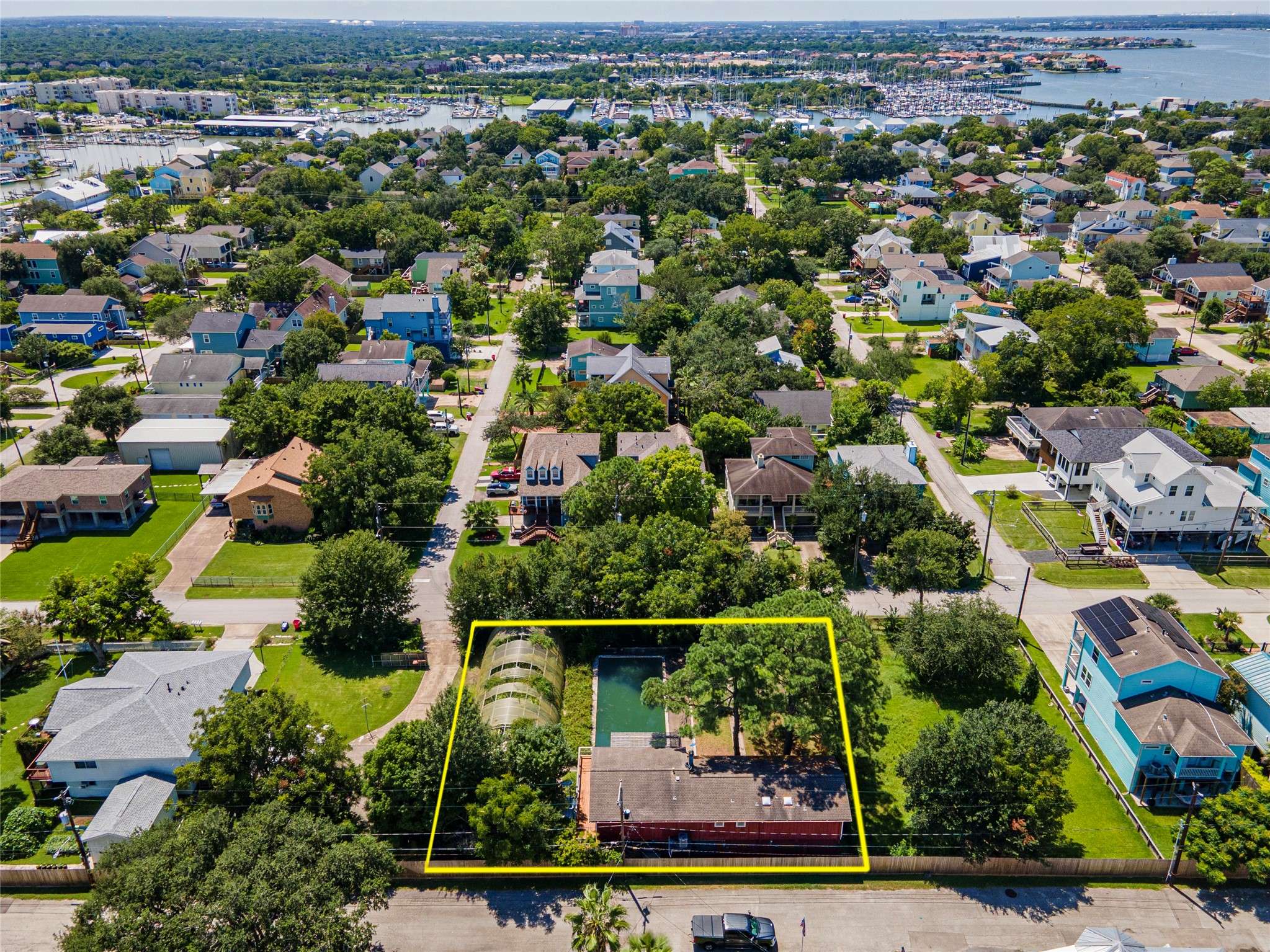 Clear Lake Shores, TX 77565,631 E Shore DR