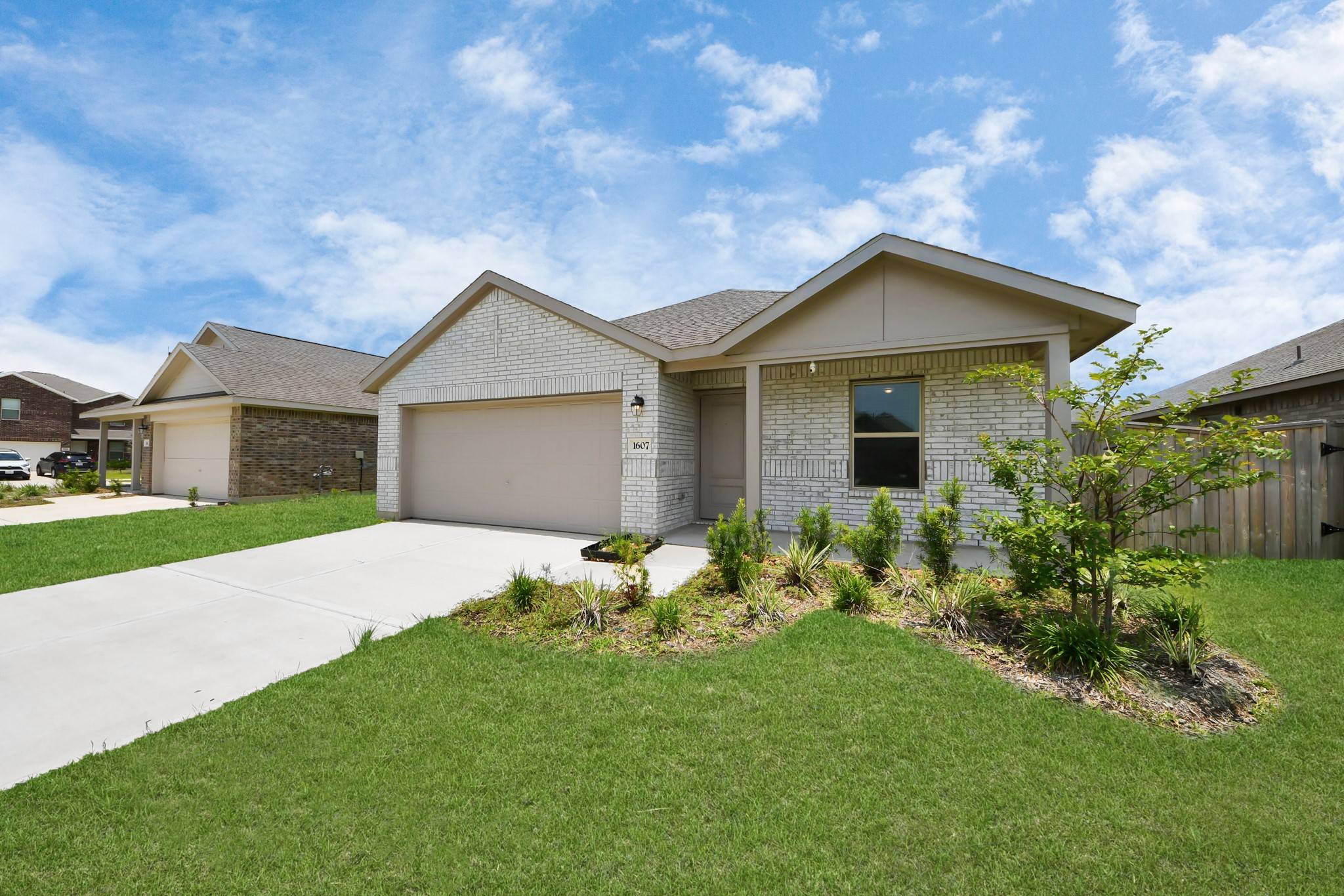 Rosenberg, TX 77471,1607 Red Oak DR