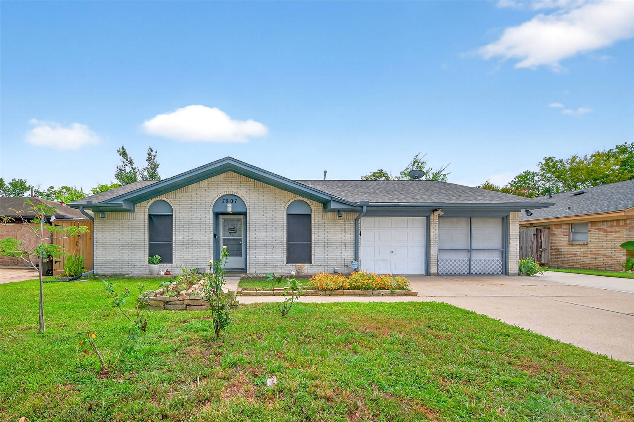 Houston, TX 77092,7207 Pine Grove DR