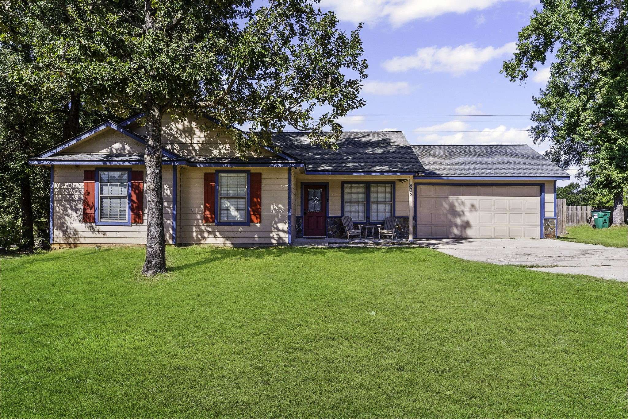Onalaska, TX 77351,432 Parkview Dr