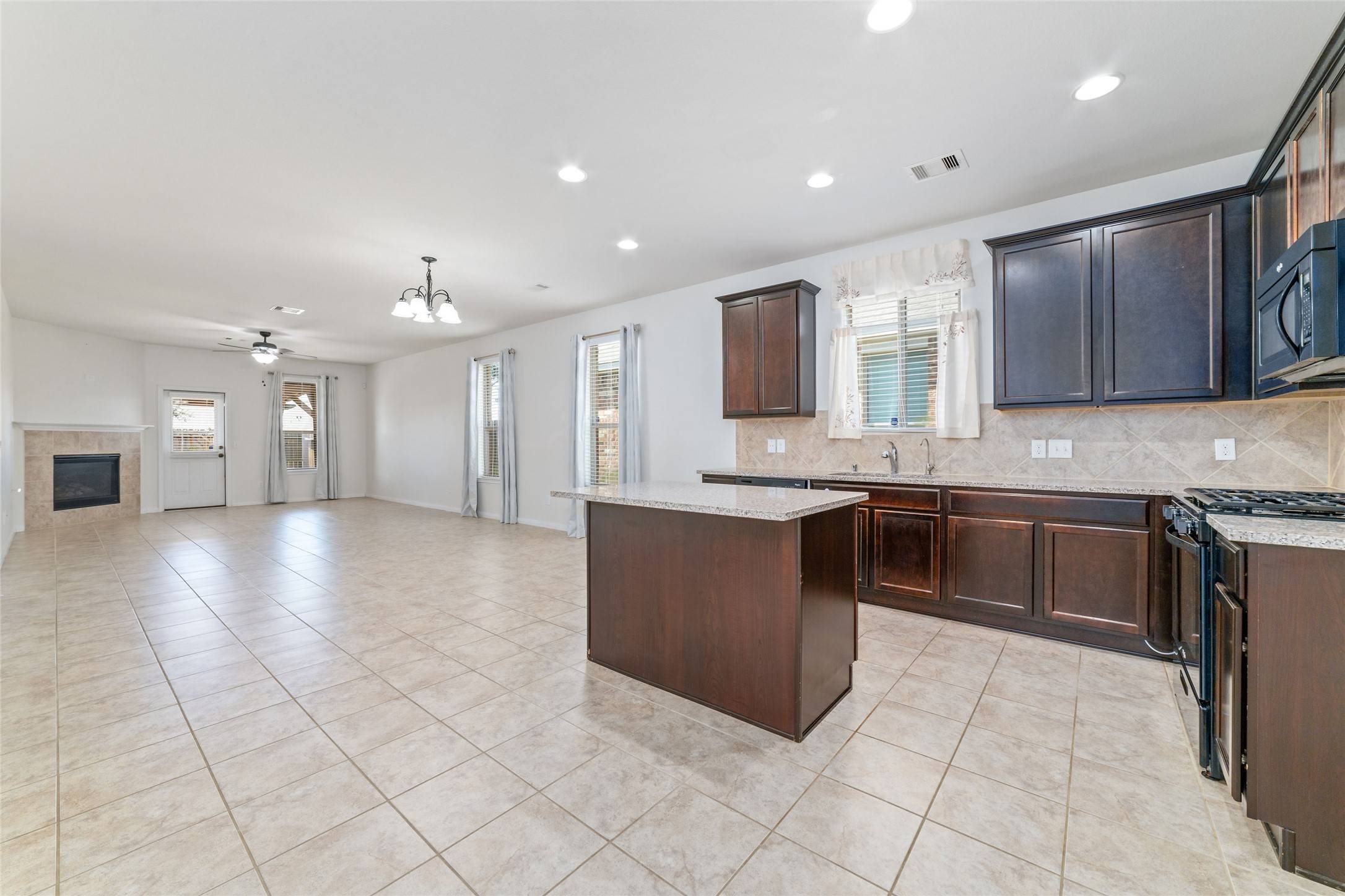 Richmond, TX 77407,5715 Water Voilet ln