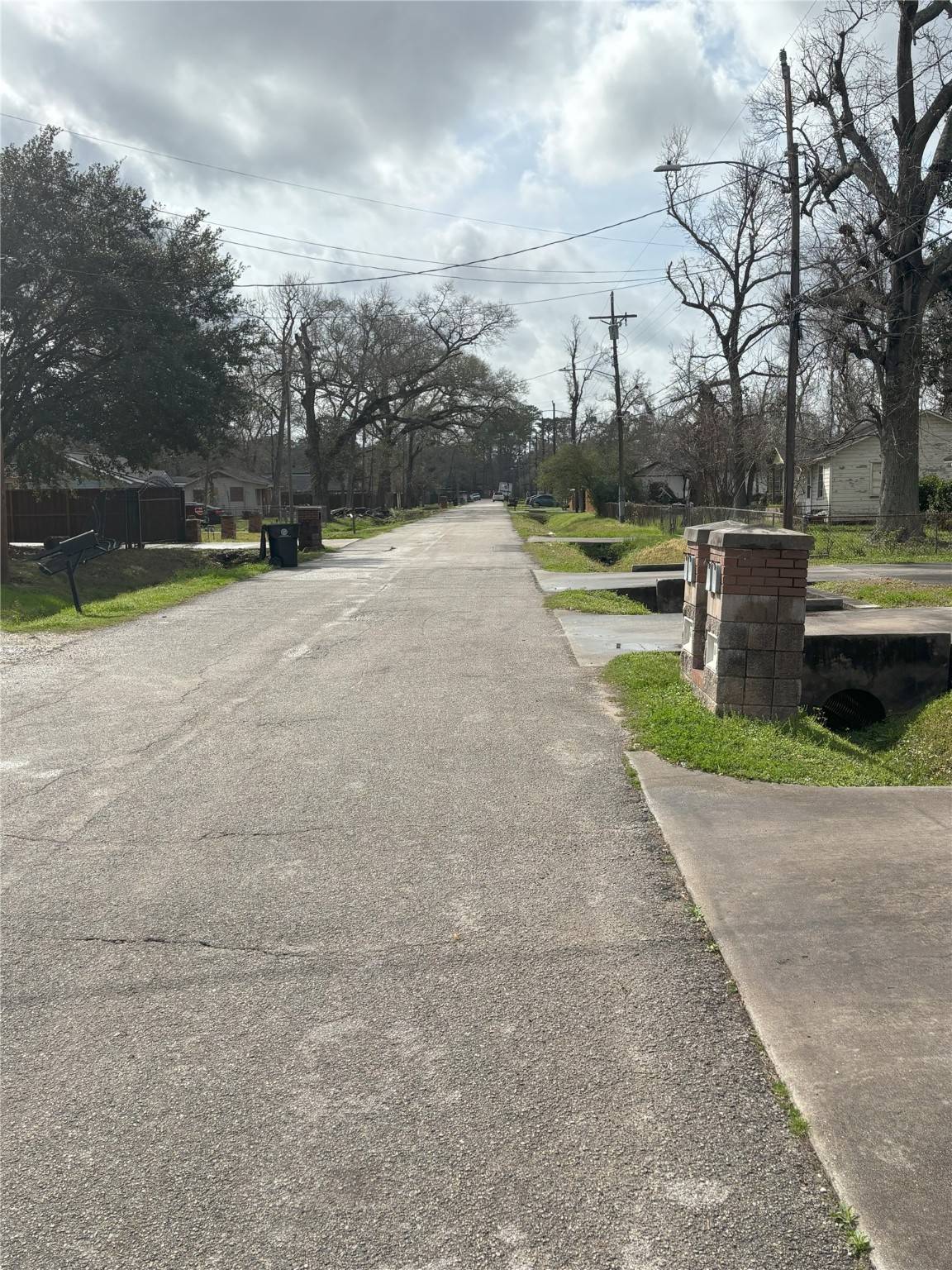 Houston, TX 77016,10445 Wicklowe ST