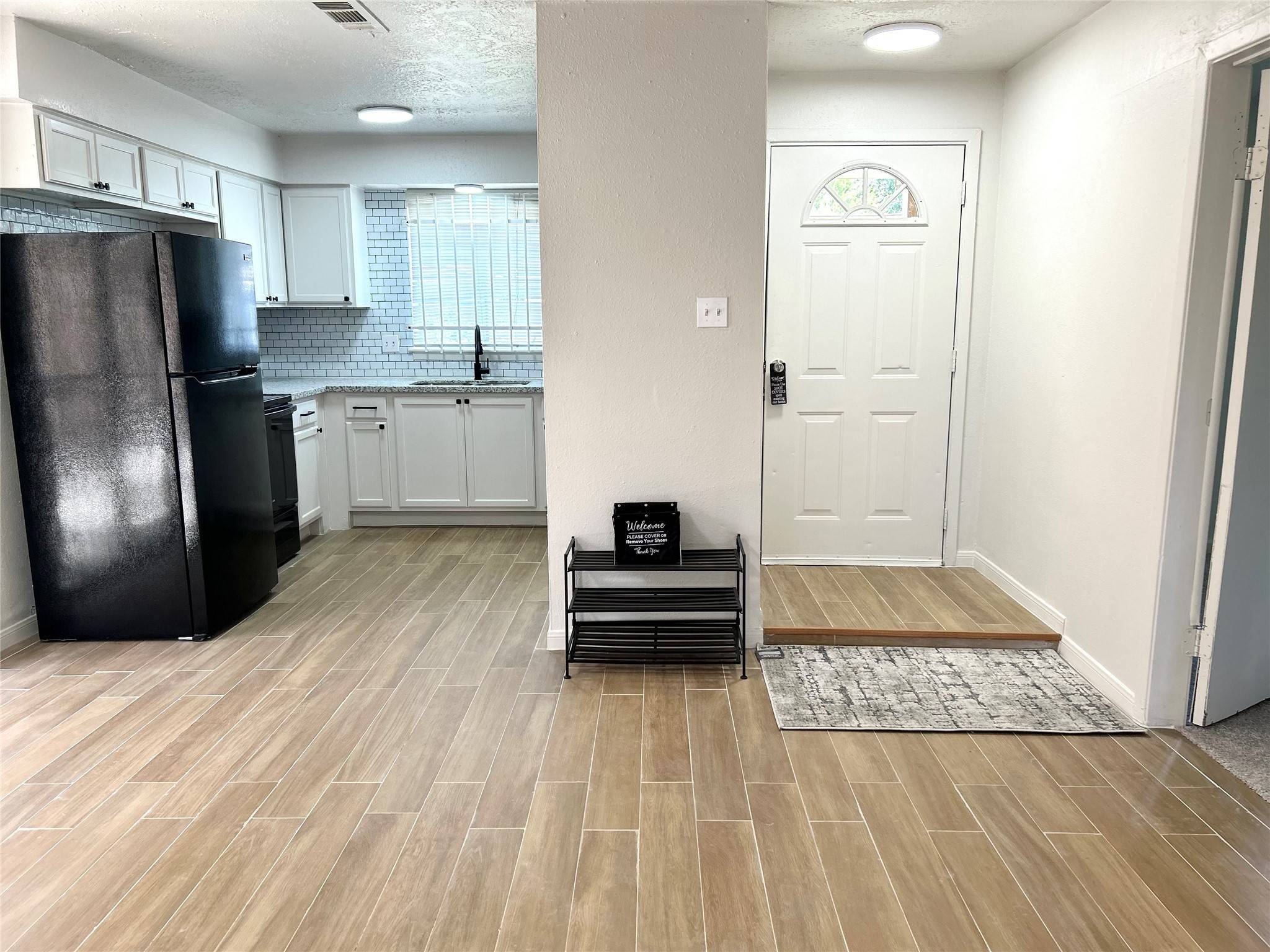 Houston, TX 77060,15412 Chipman LN #5412