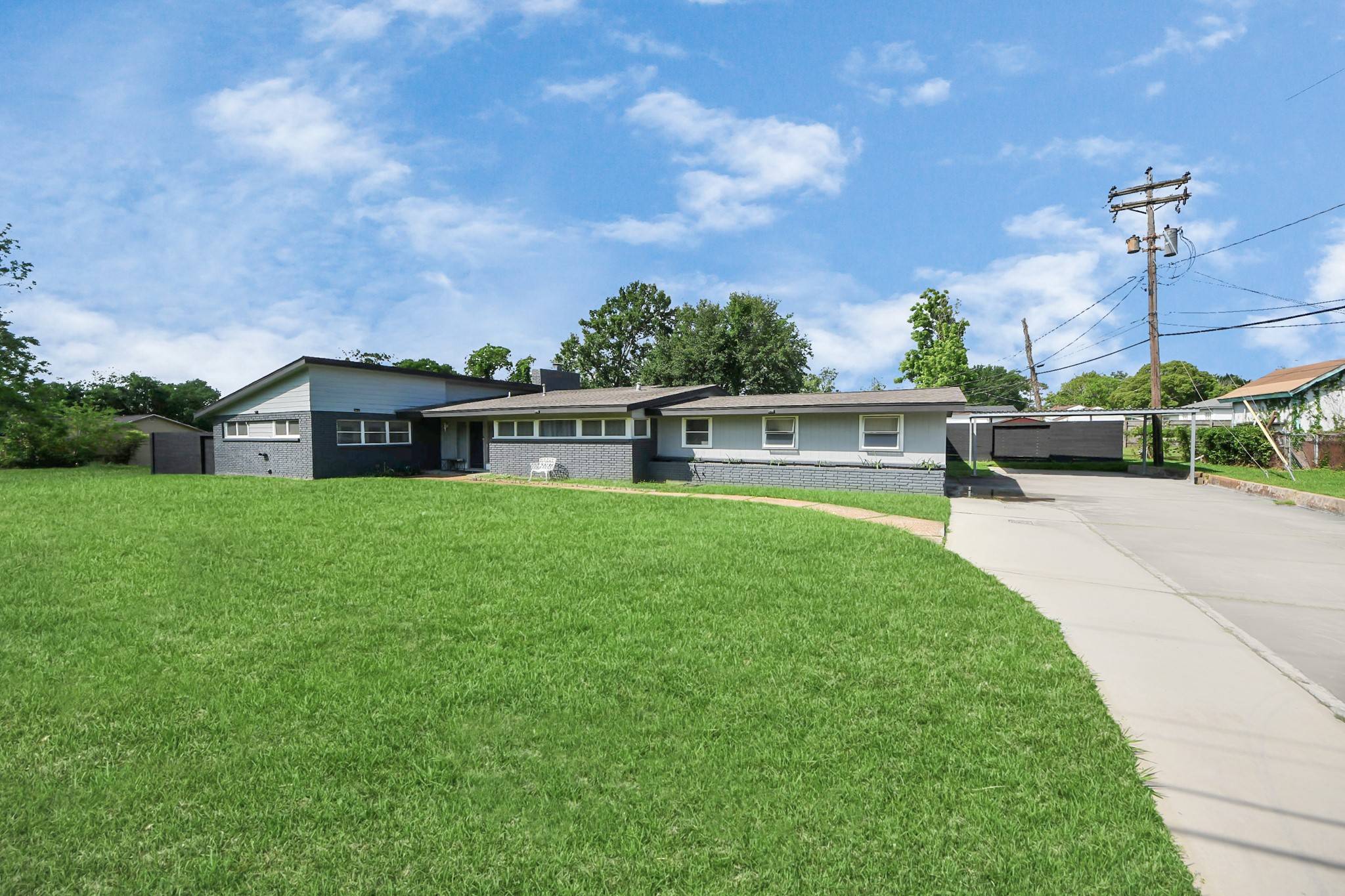 Baytown, TX 77520,2011 Durrain Ferry RD