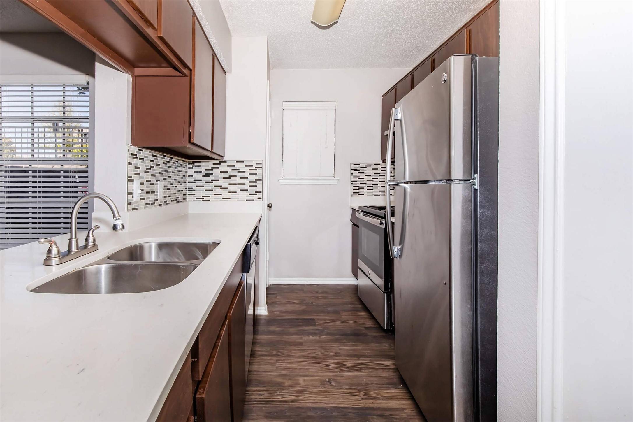 Fort Worth, TX 76179,8301 Boat Club Road #721