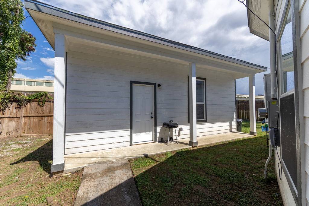 Houston, TX 77026,2719 Milwaukee ST