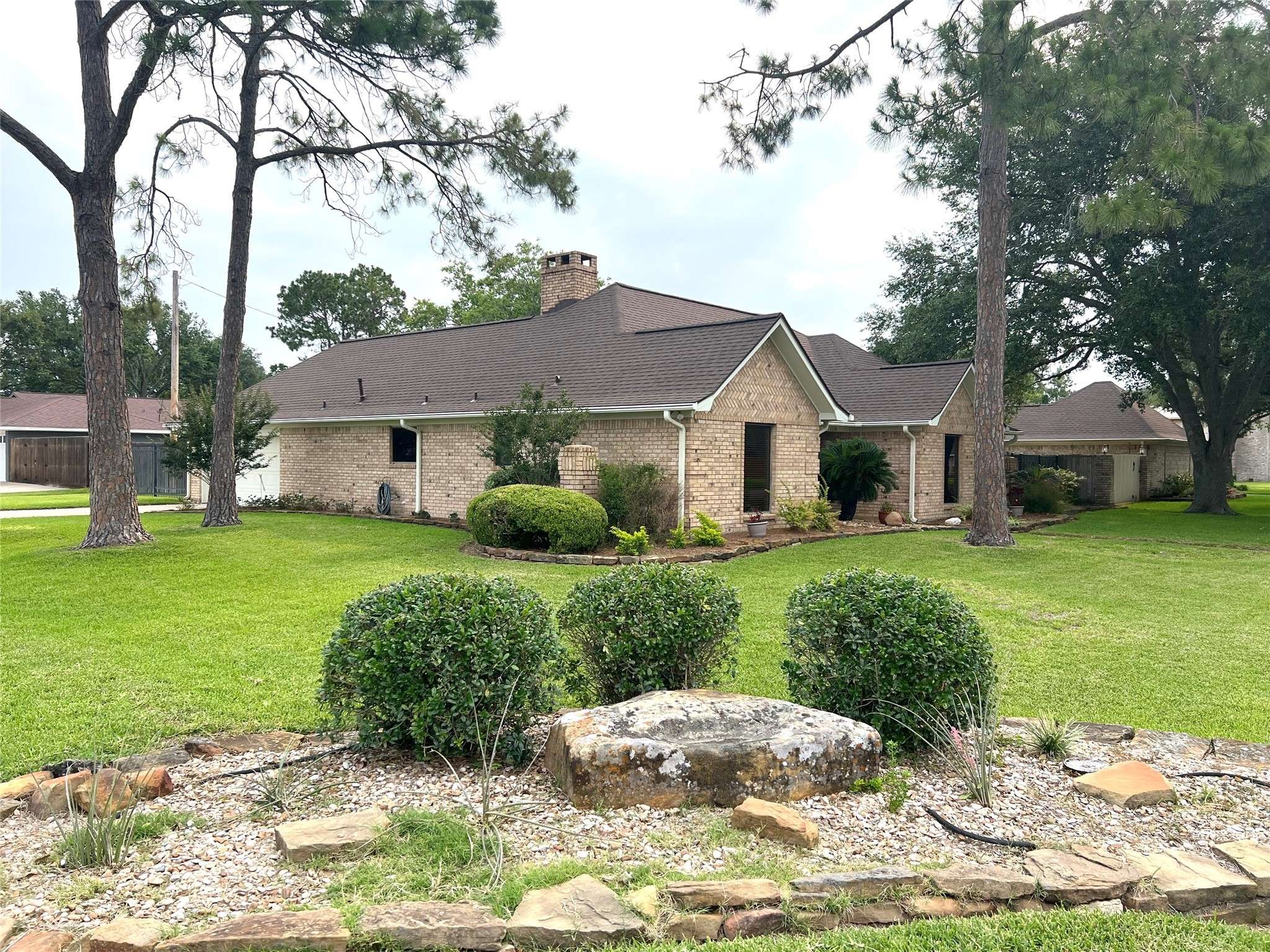 El Campo, TX 77437,1210 Quail Hollow DR