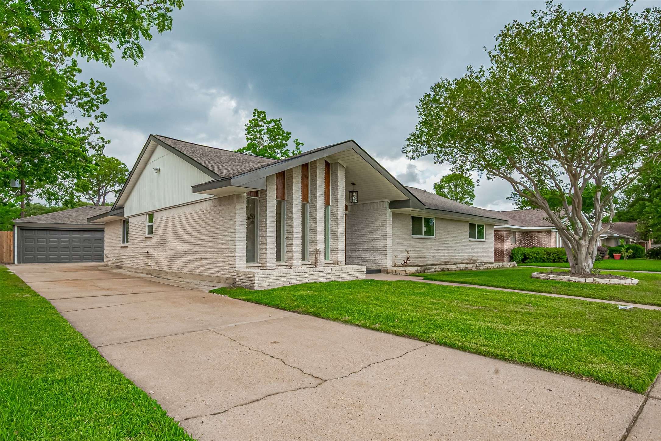 Houston, TX 77096,6038 Dumfries DR