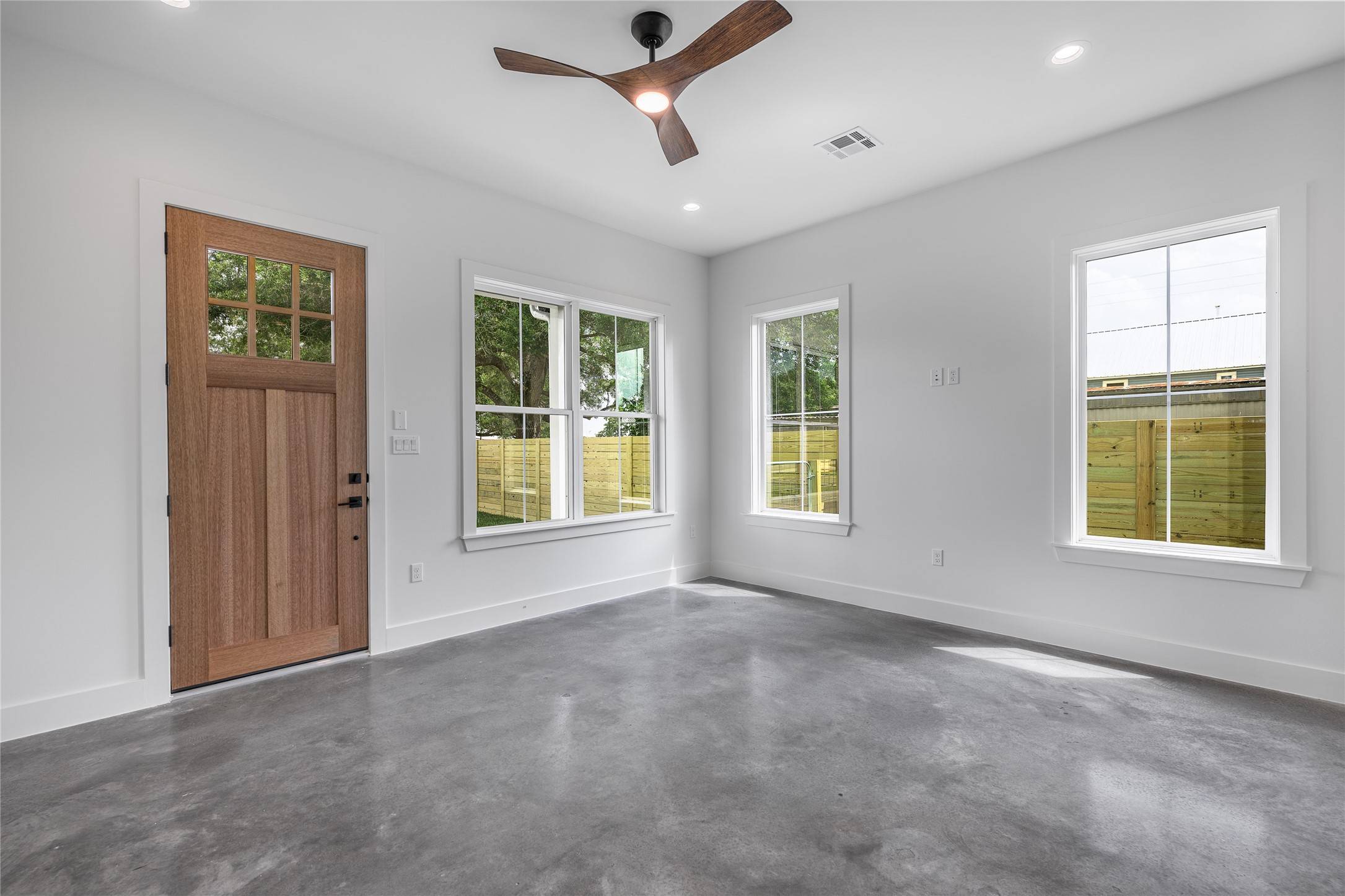 New Ulm, TX 78950,741 Pecan ST