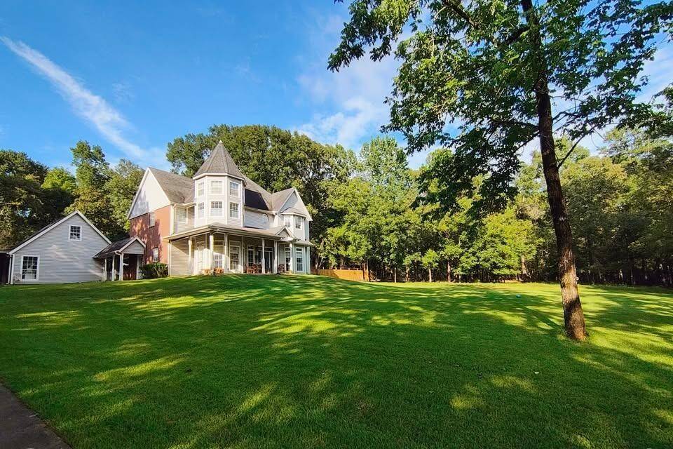 Livingston, TX 77351,216 Pebble CRK