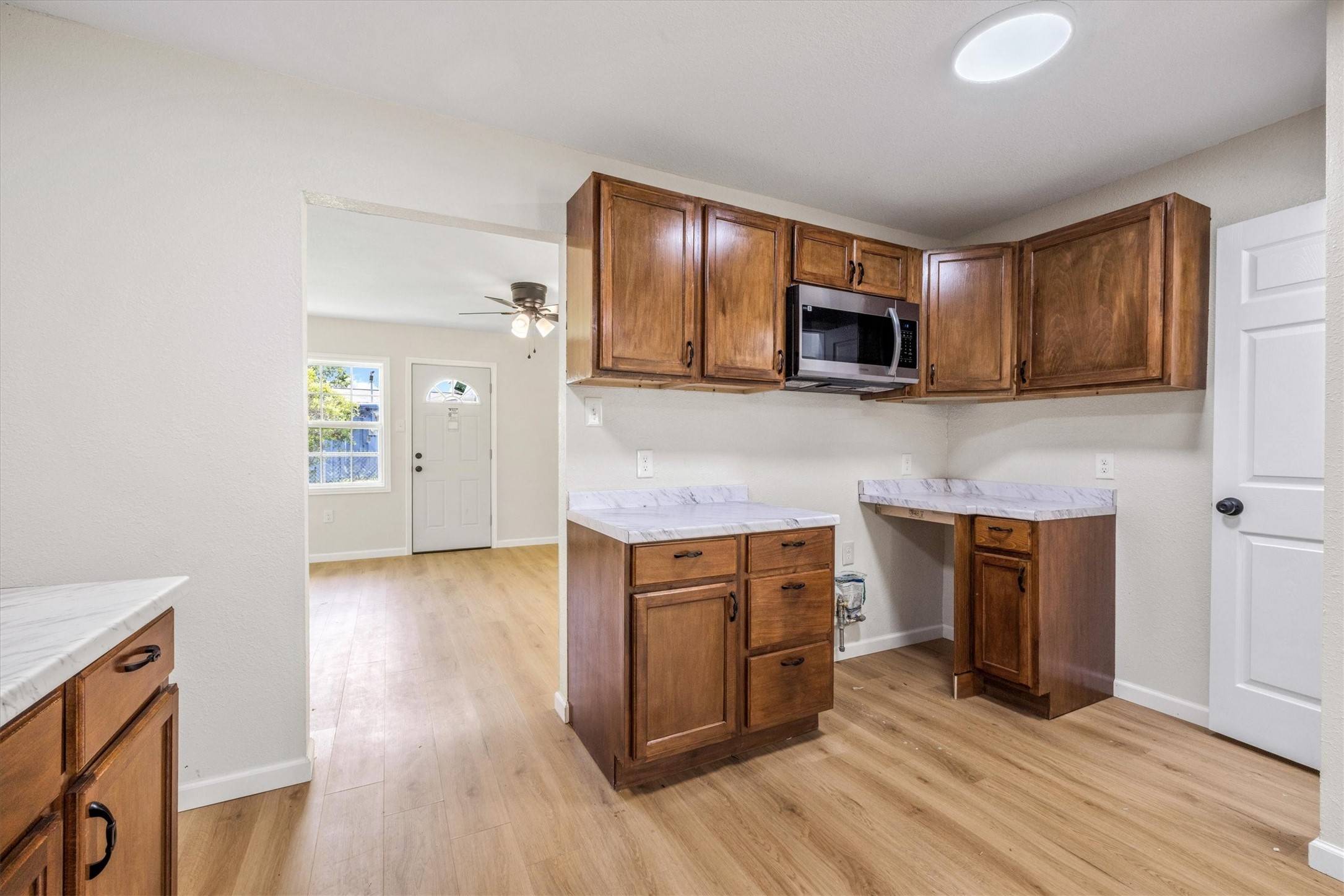 Galveston, TX 77551,1127 Harris WAY