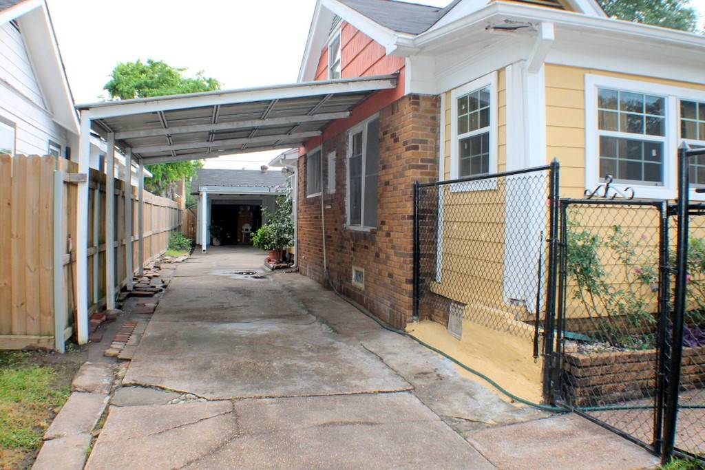 Houston, TX 77023,4334 Bell ST