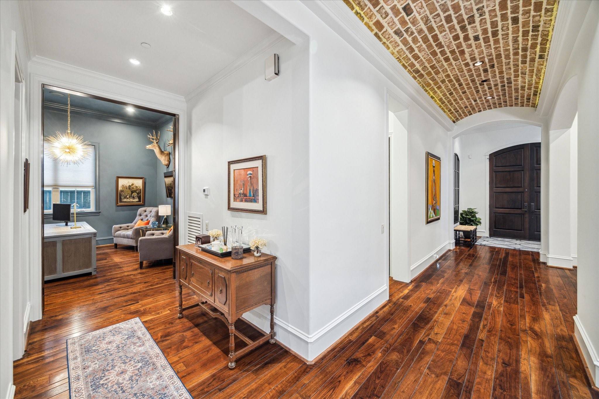 Bellaire, TX 77401,5303 Grand Lake ST