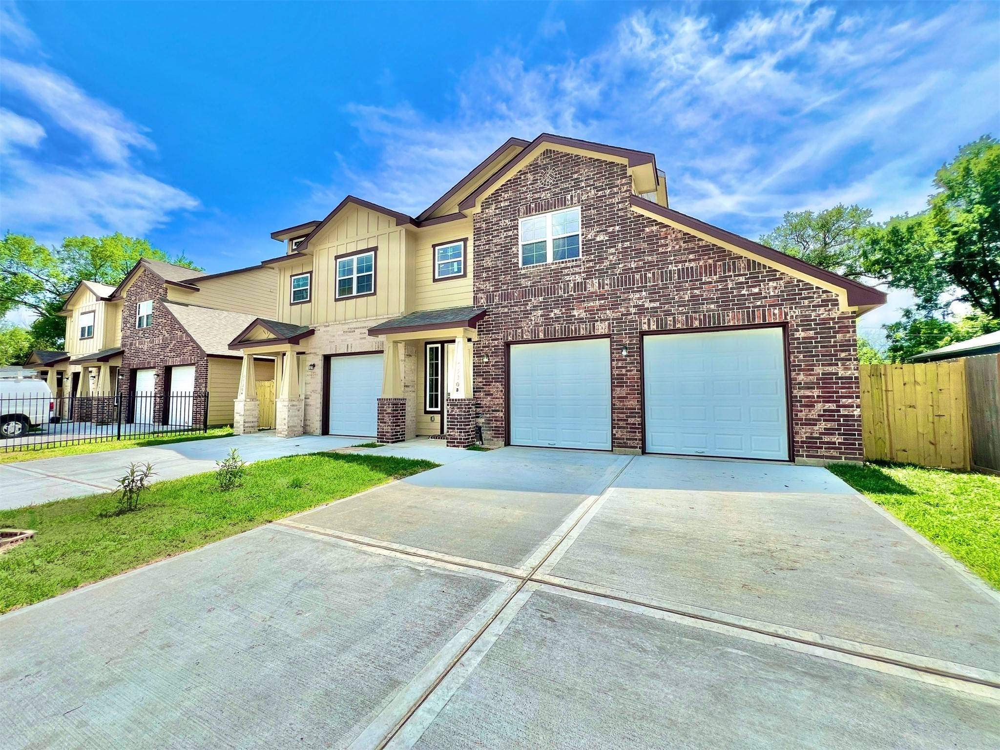 Houston, TX 77033,5602 Hirondel ST #A/B