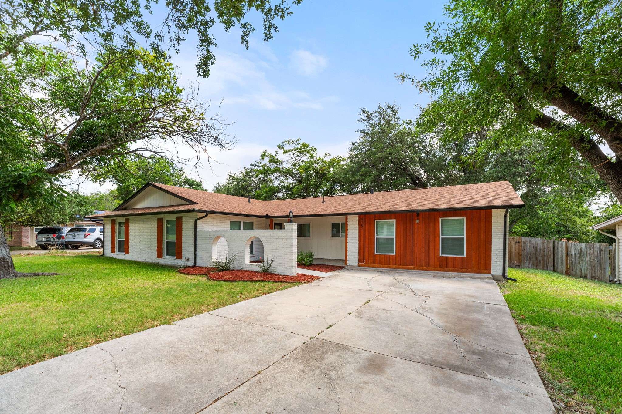 Leon Valley, TX 78238,6707 Cloverbend ST