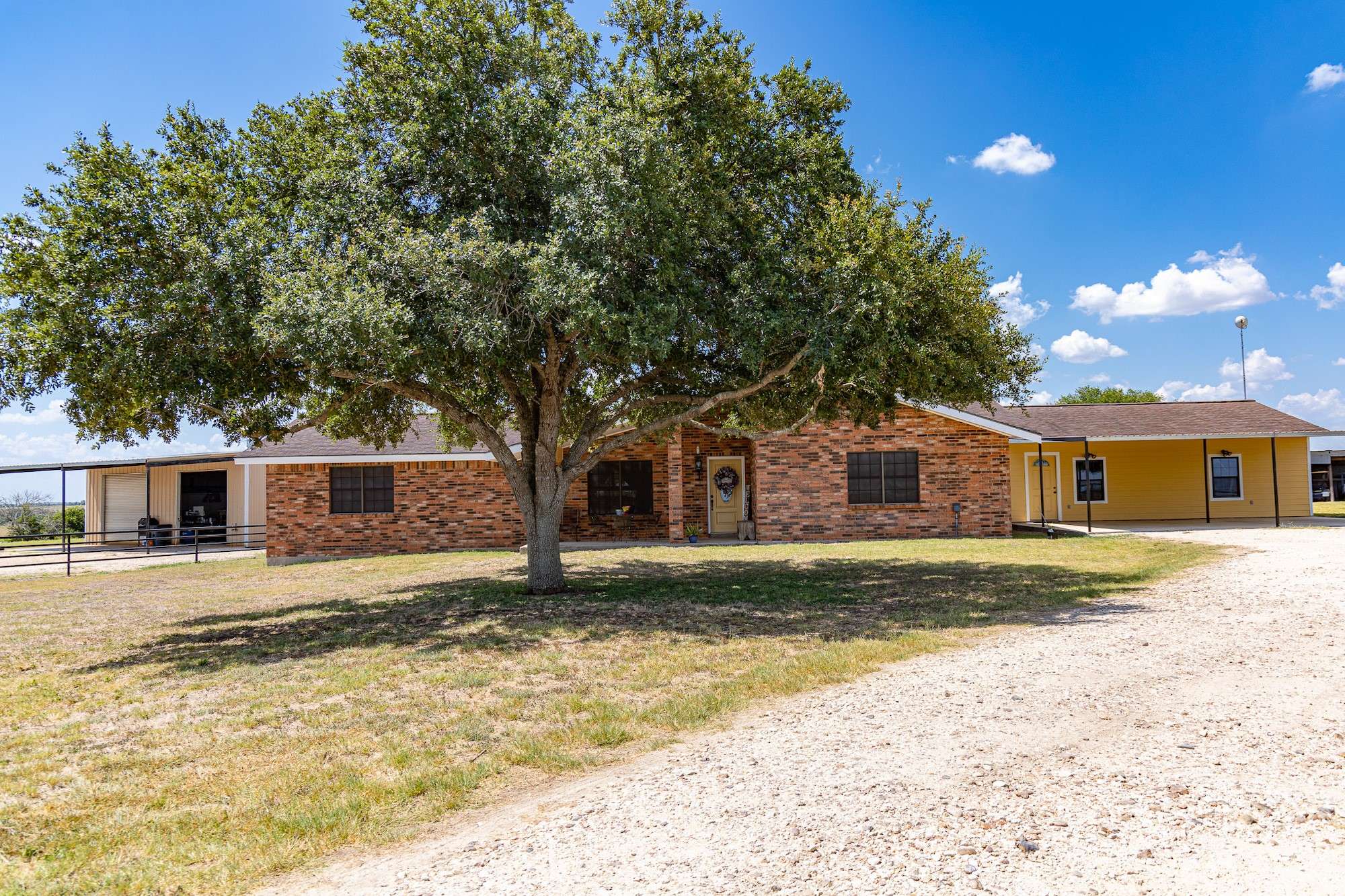 Shiner, TX 77984,2978 Fm 1891