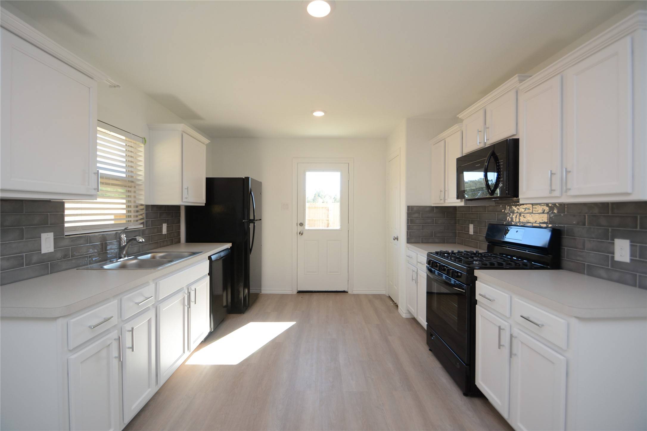 Pinehurst, TX 77362,1319 Winding Willow DR