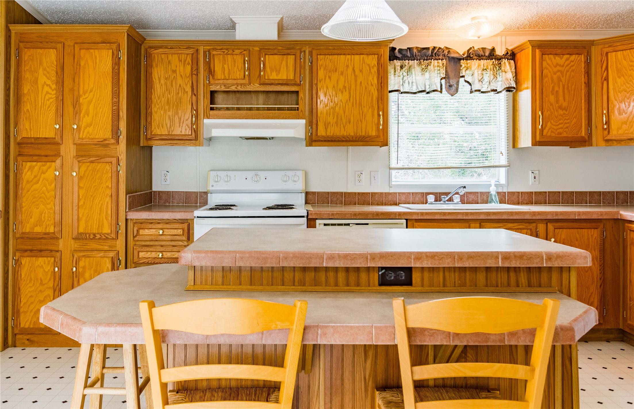 Somerville, TX 77879,427 Yegua Creek LN