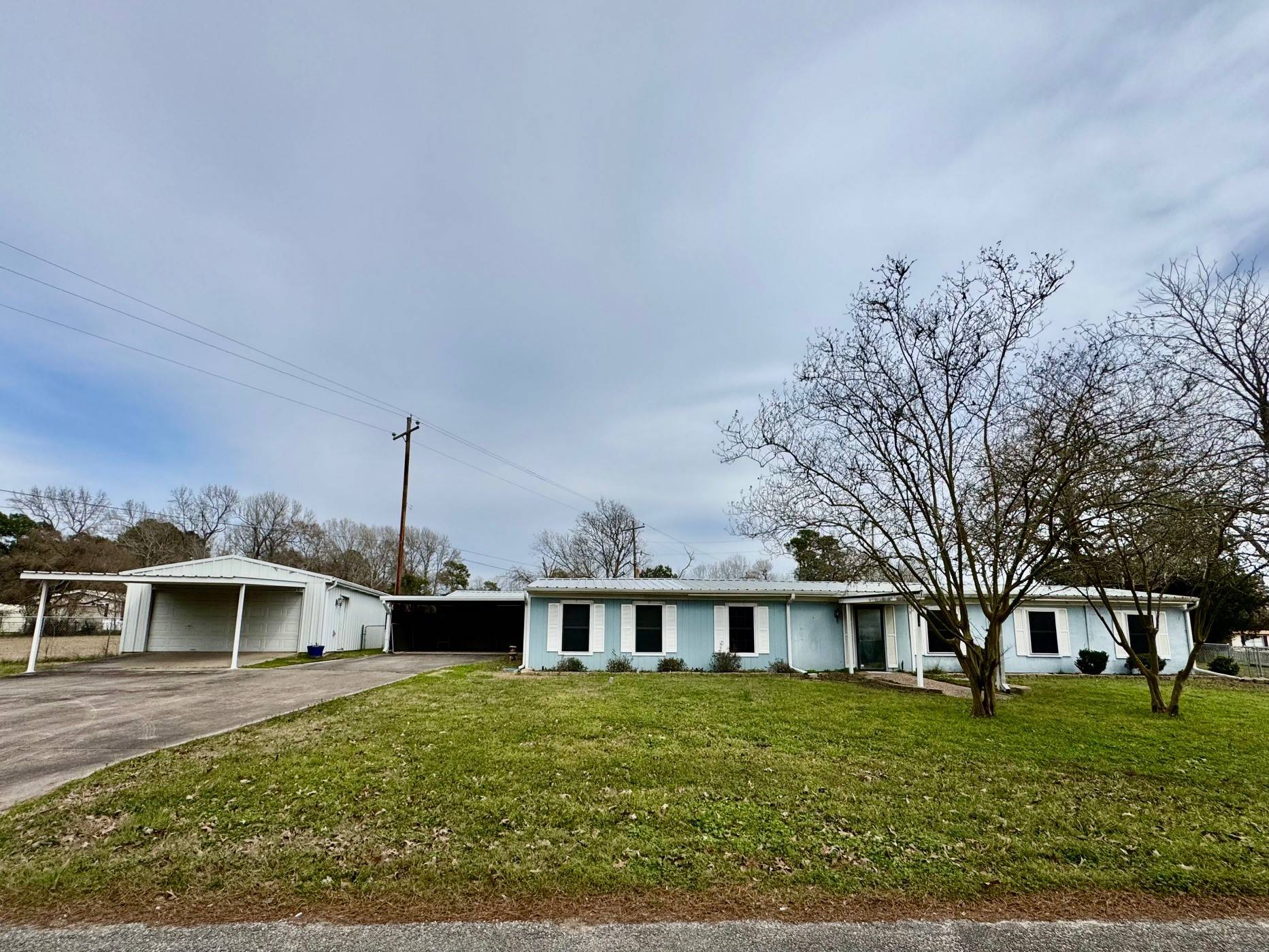 Trinity, TX 75862,187 Lakewood DR