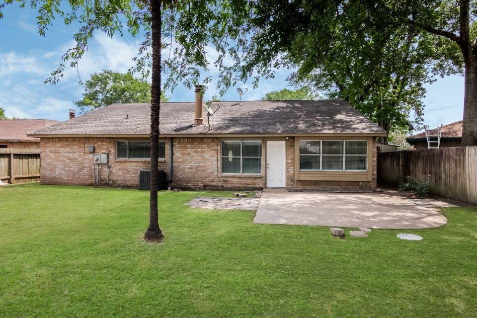 Humble, TX 77338,8031 Barnhill DR