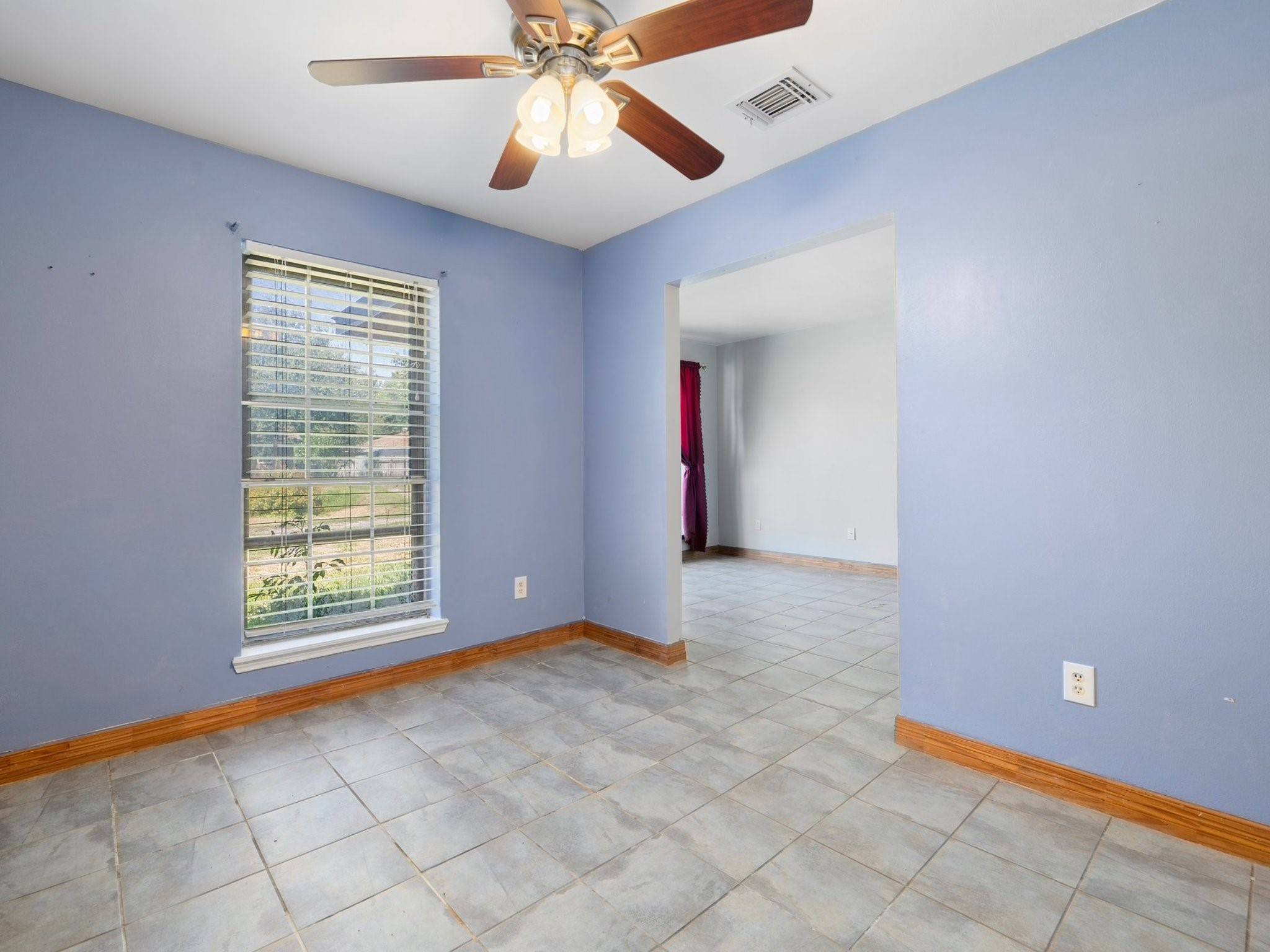 La Porte, TX 77571,9618 Belfast RD
