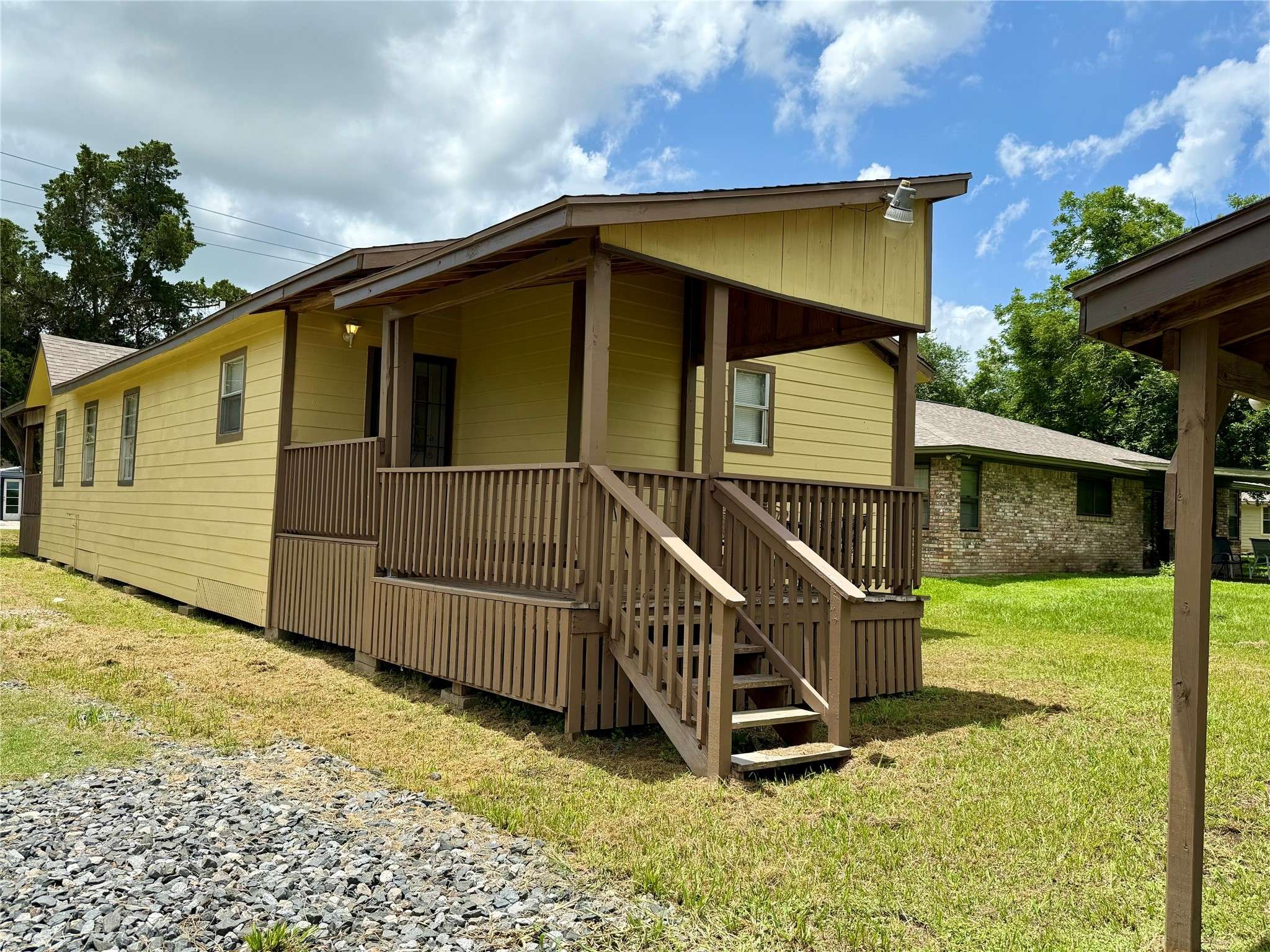 El Campo, TX 77437,1002 W 2nd ST