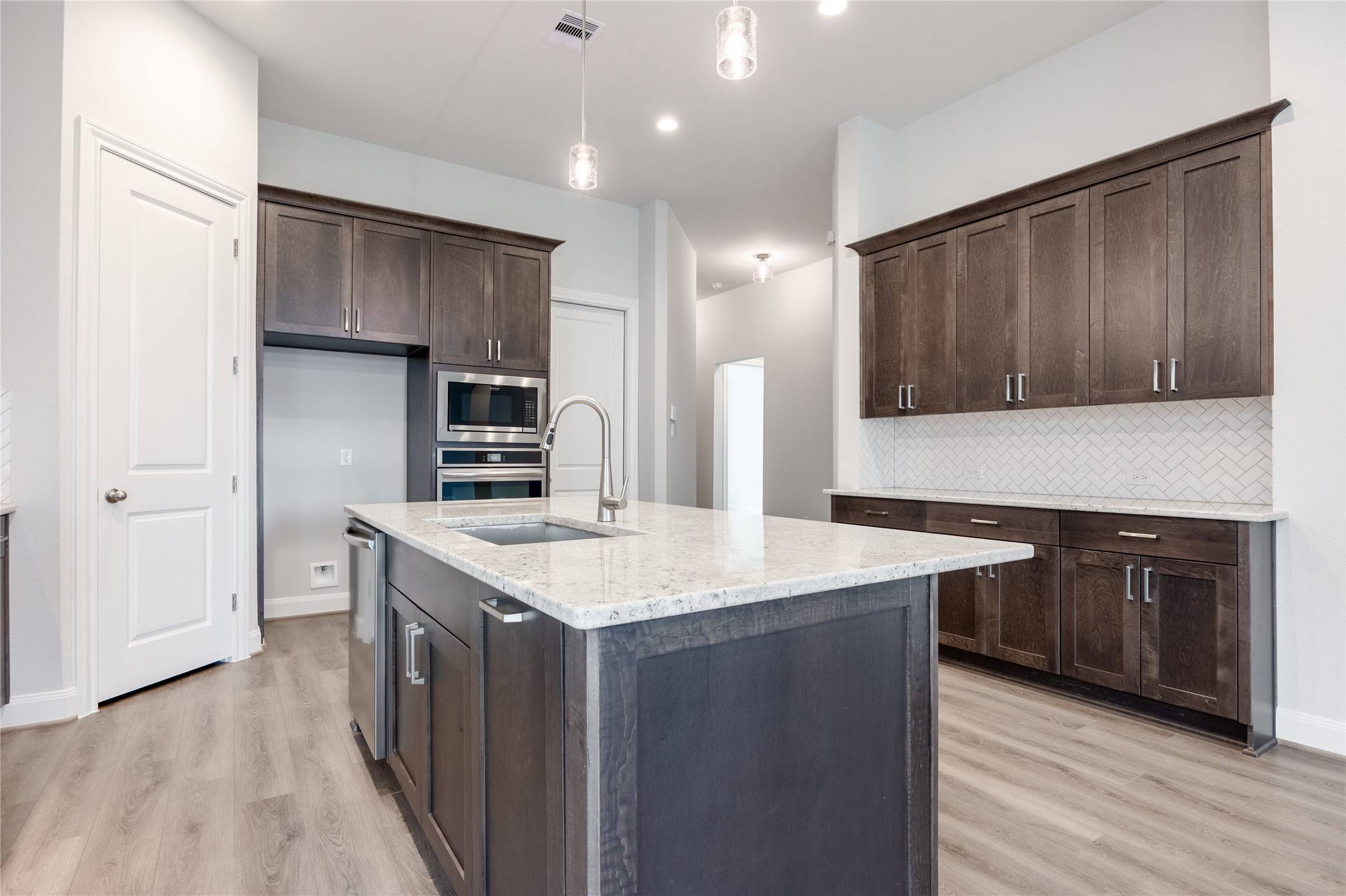 Katy, TX 77493,813 Coronado Terrace LN
