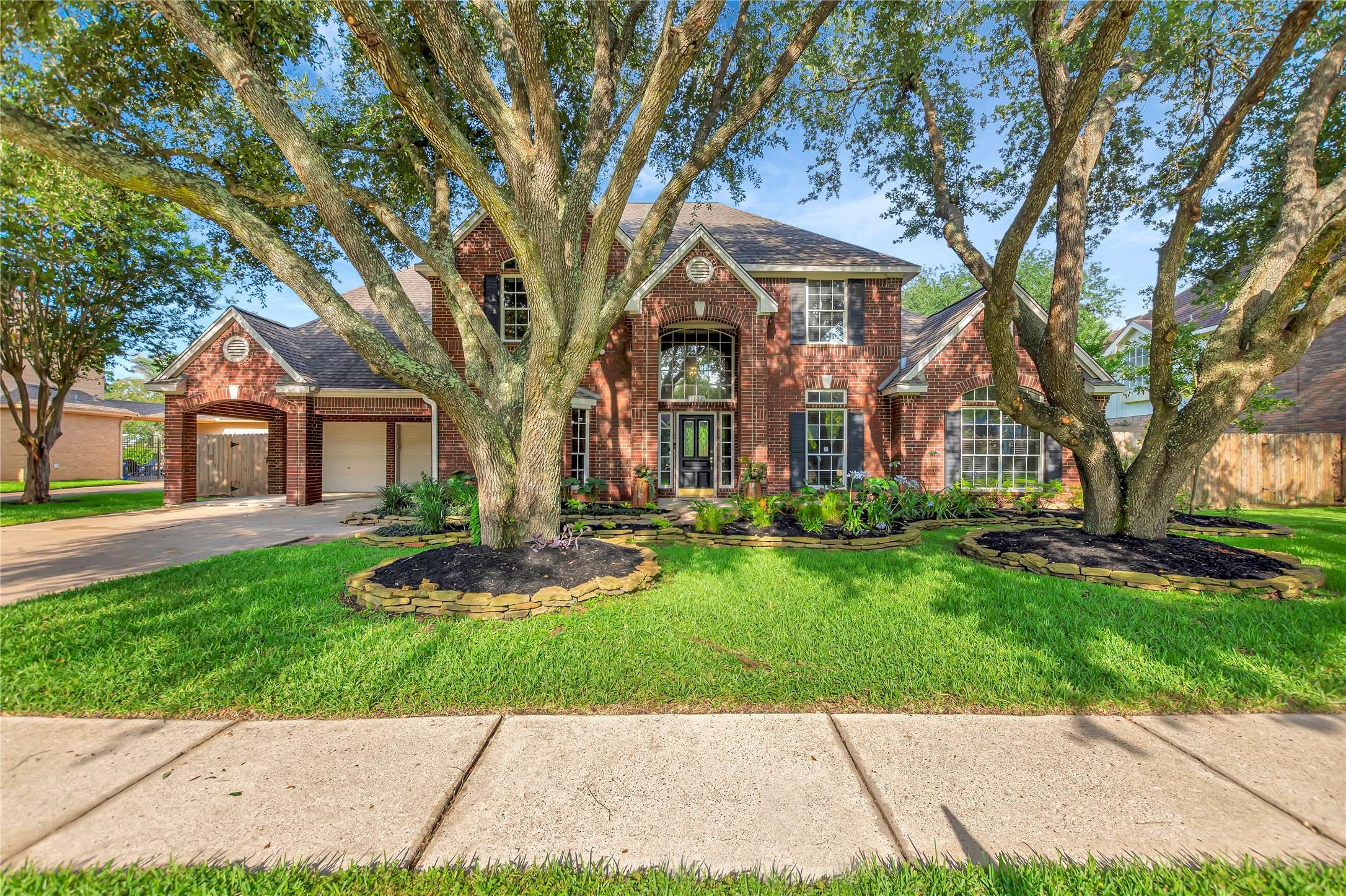 Taylor Lake Village, TX 77586,1122 Lake Country DR