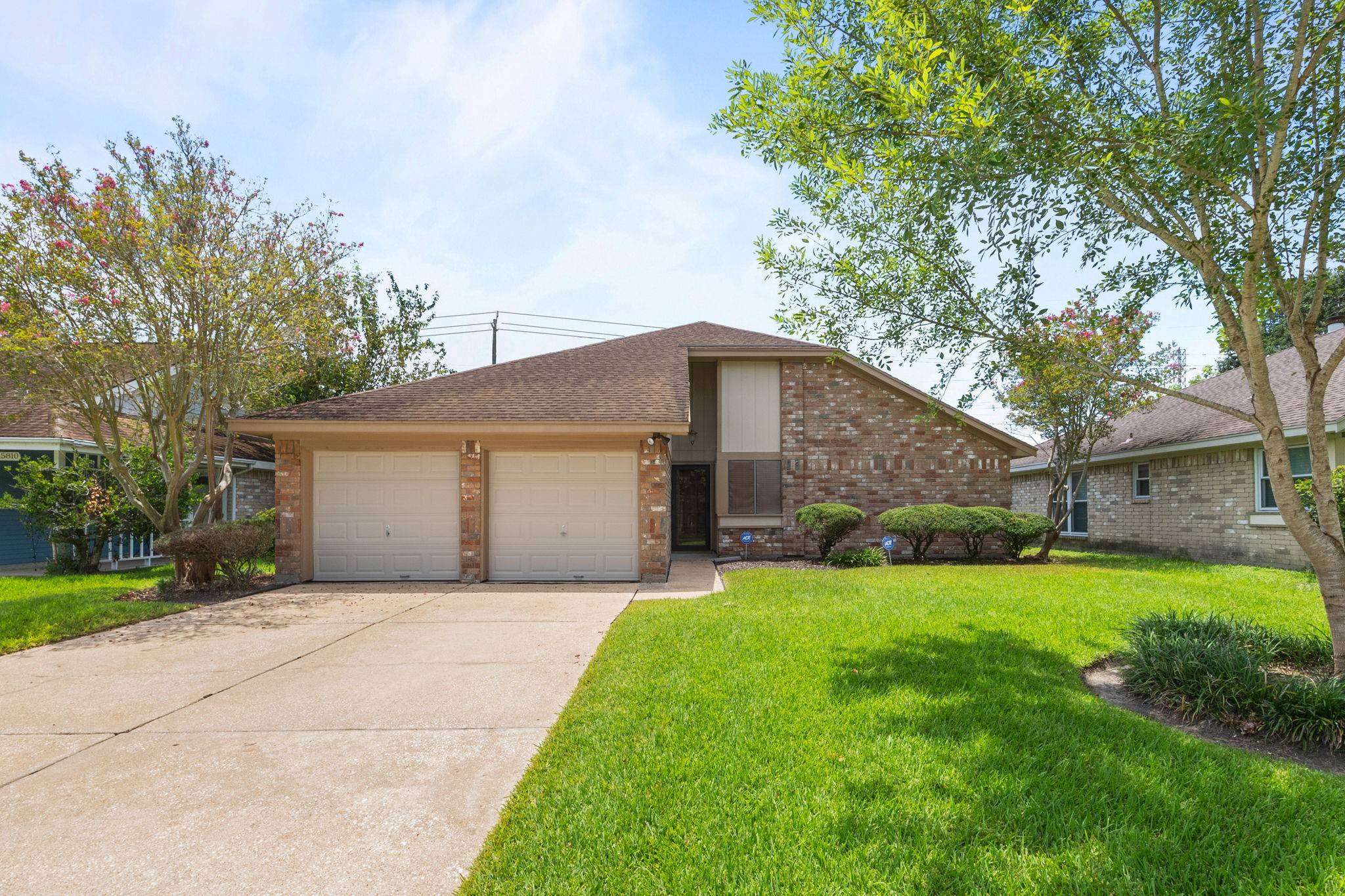 Houston, TX 77598,15806 Roxton Ridge DR