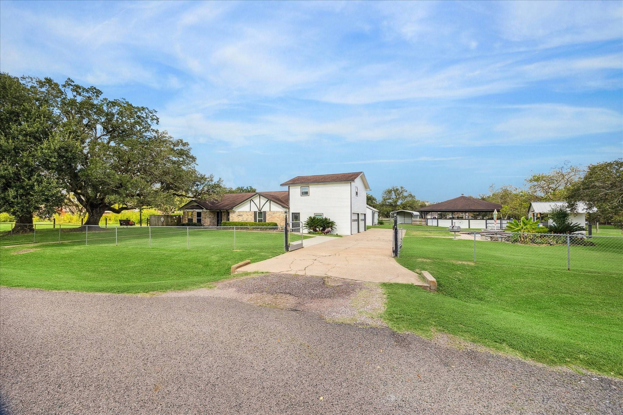 Manvel, TX 77578,9610 Twin Oaks DR