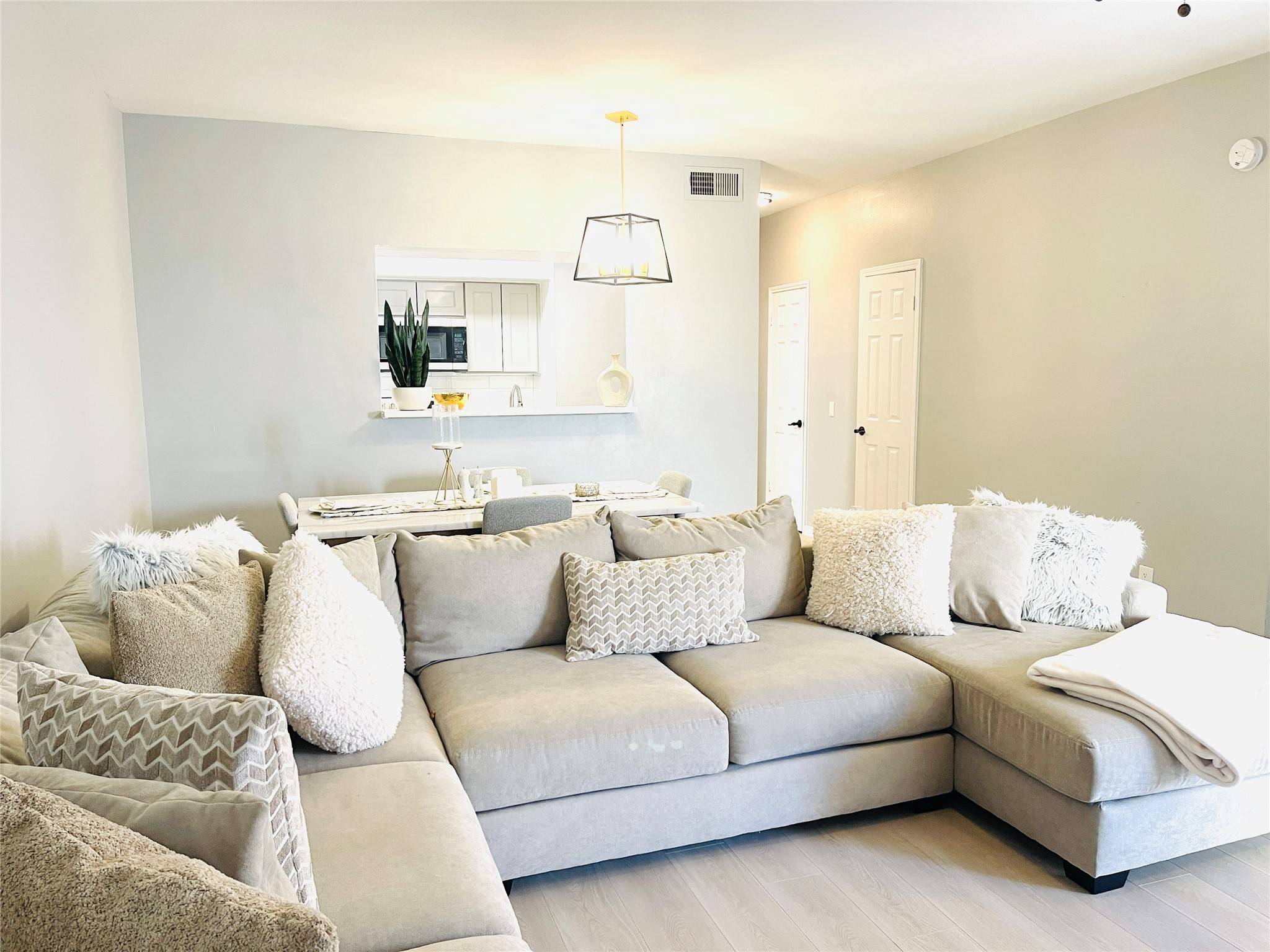 Houston, TX 77036,7284 Regency Square CT #7284