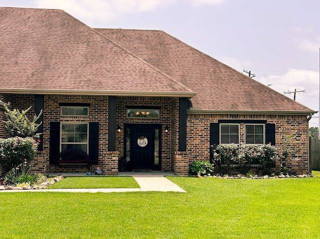 Nederland, TX 77627,114 Wood Ridge DR