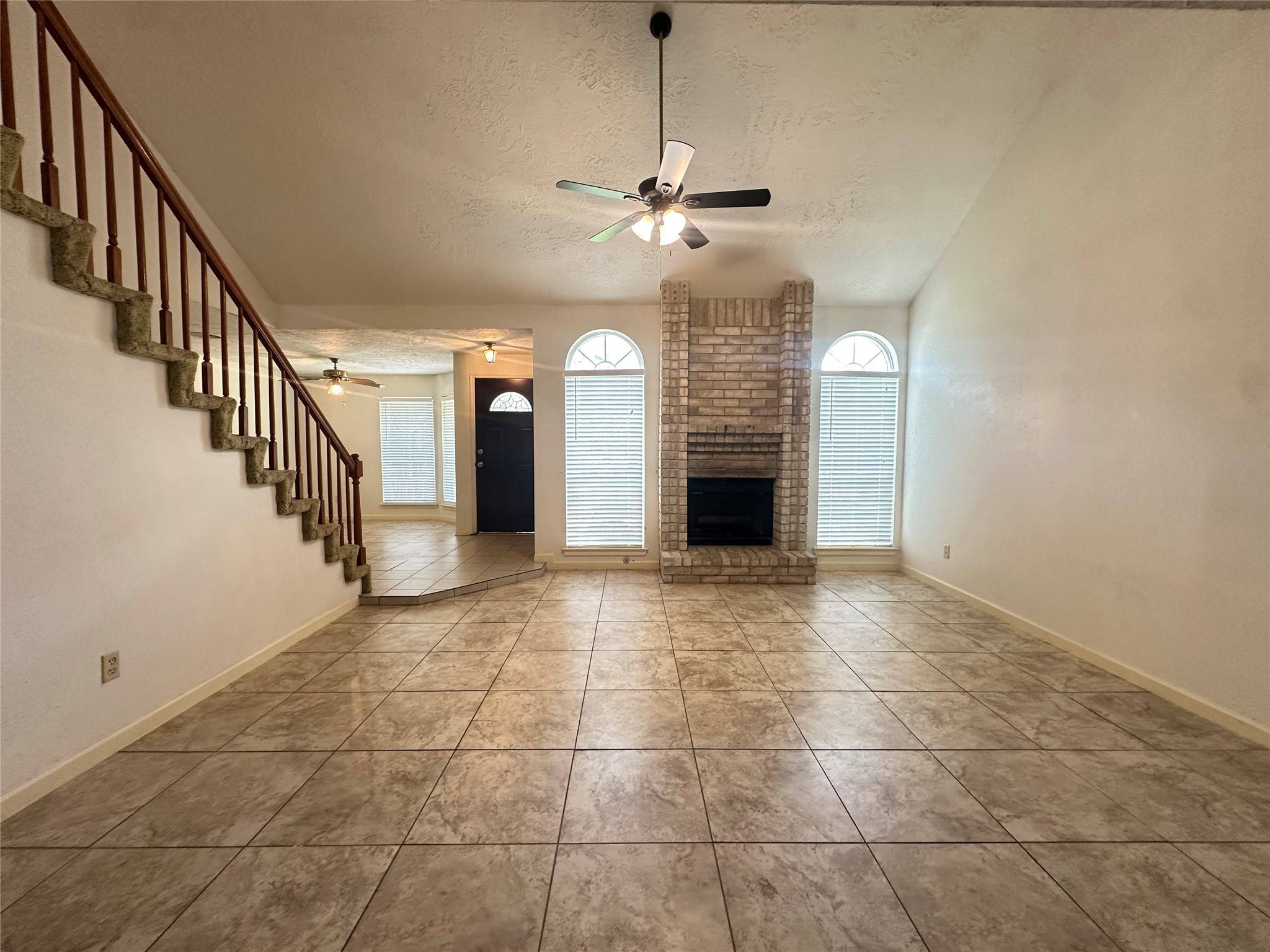 Sugar Land, TX 77479,3306 Kempwood DR