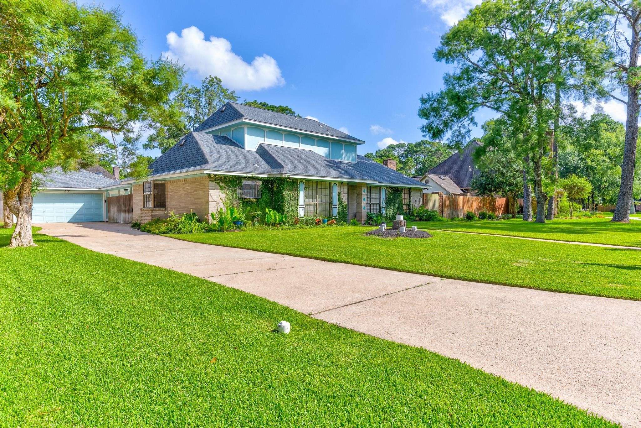 Dickinson, TX 77539,604 Nottingham LN