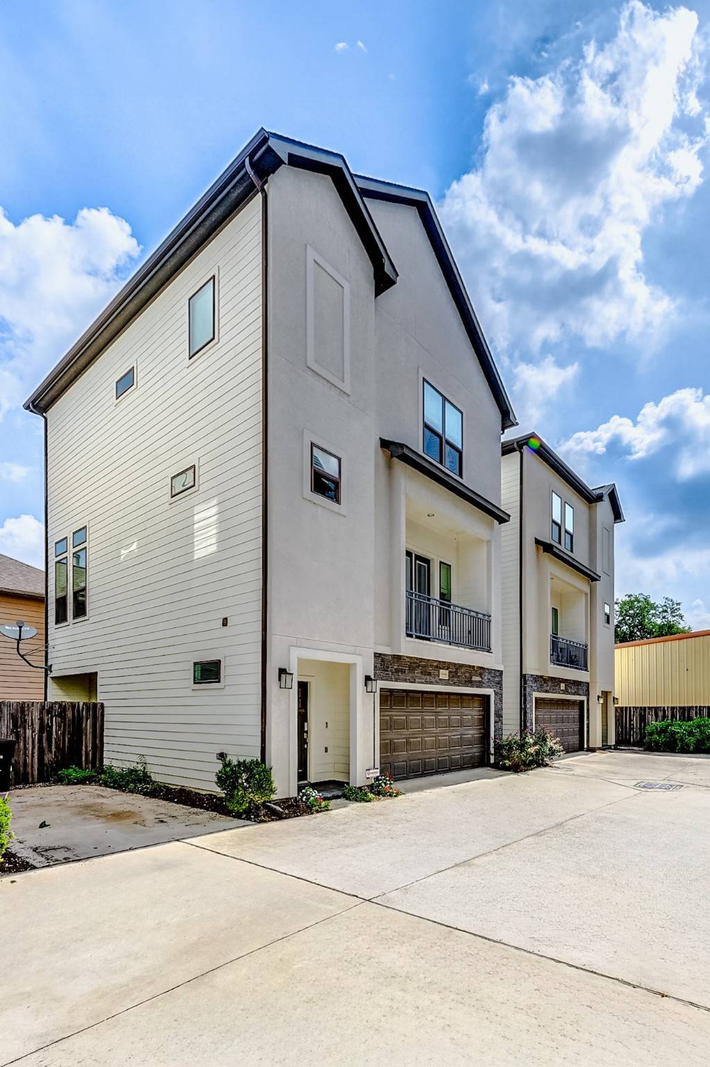 Houston, TX 77008,2504 Beall ST #B