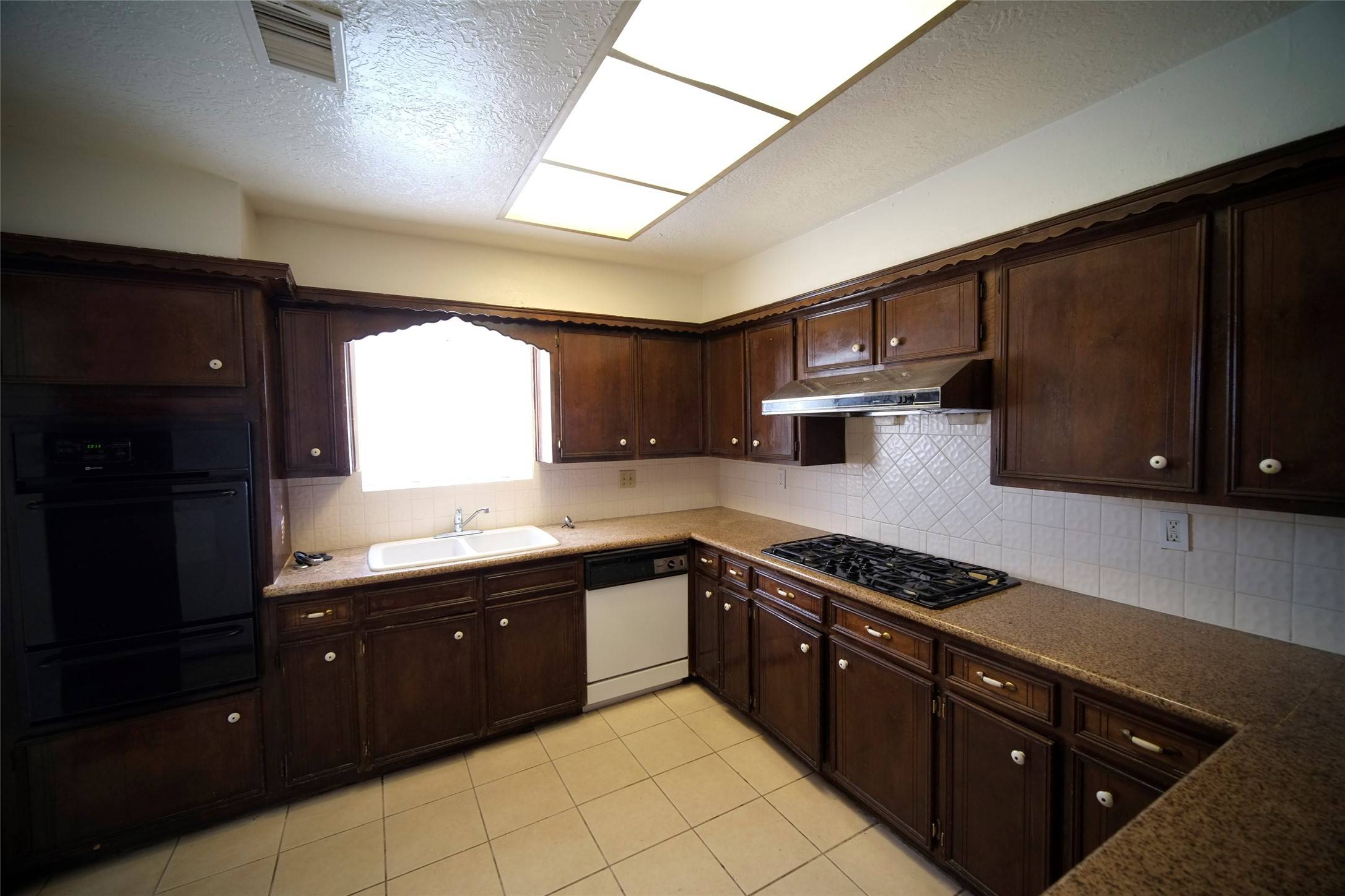 Houston, TX 77099,12510 Bexley DR