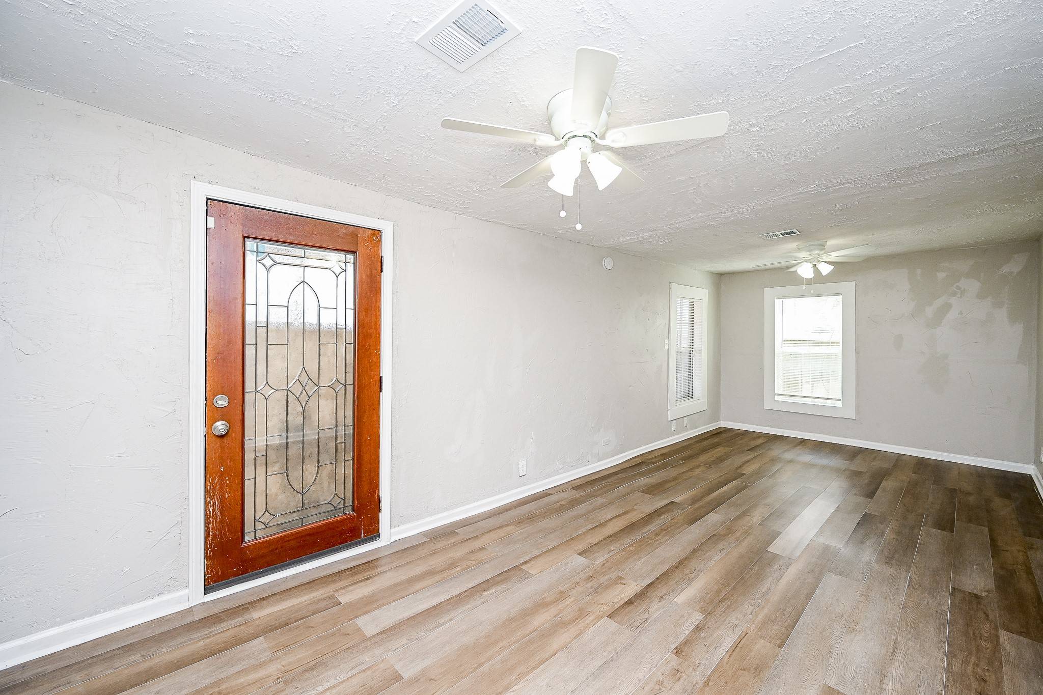 Houston, TX 77028,7221 S Hall ST