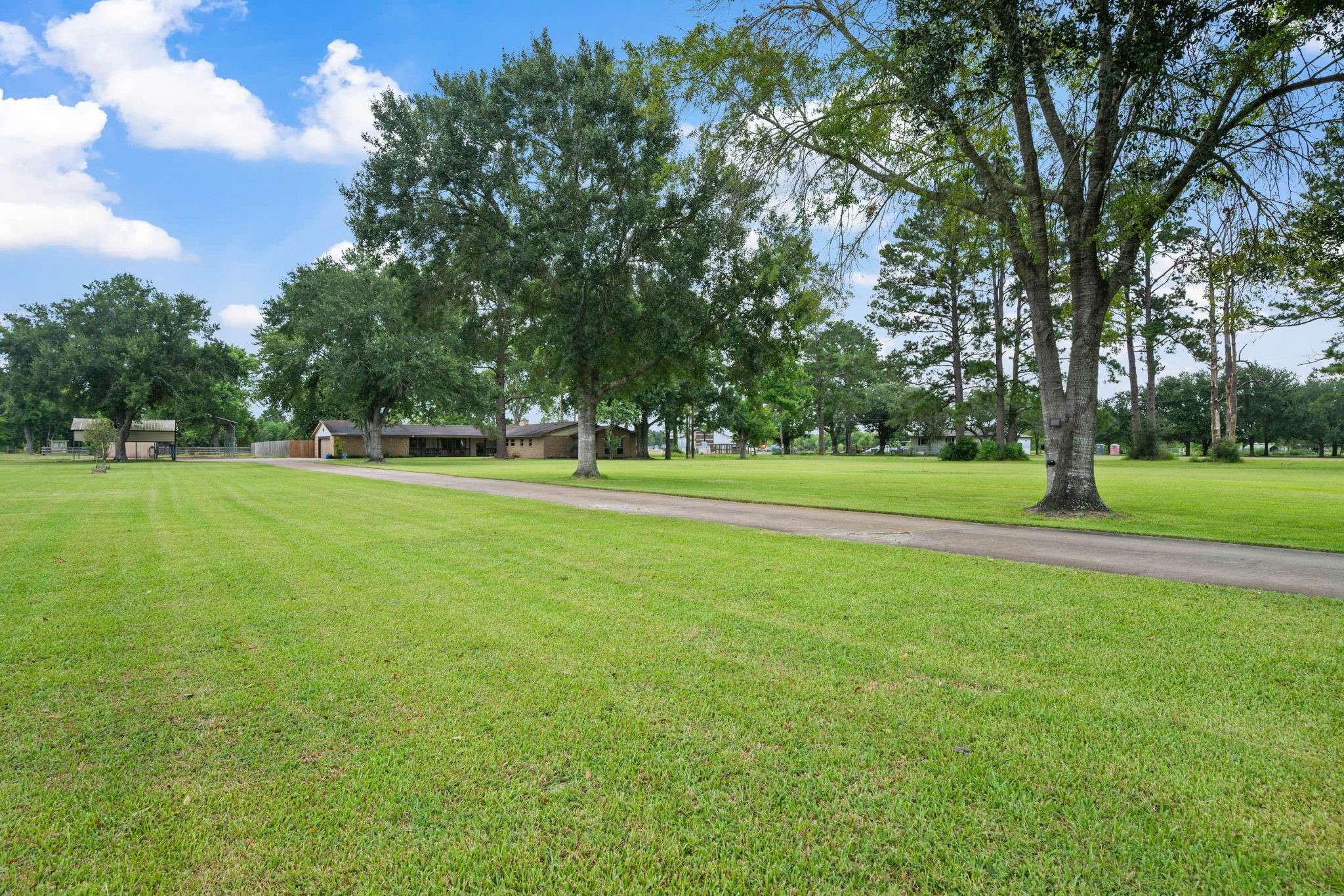 Dayton, TX 77535,2126 County Road 661