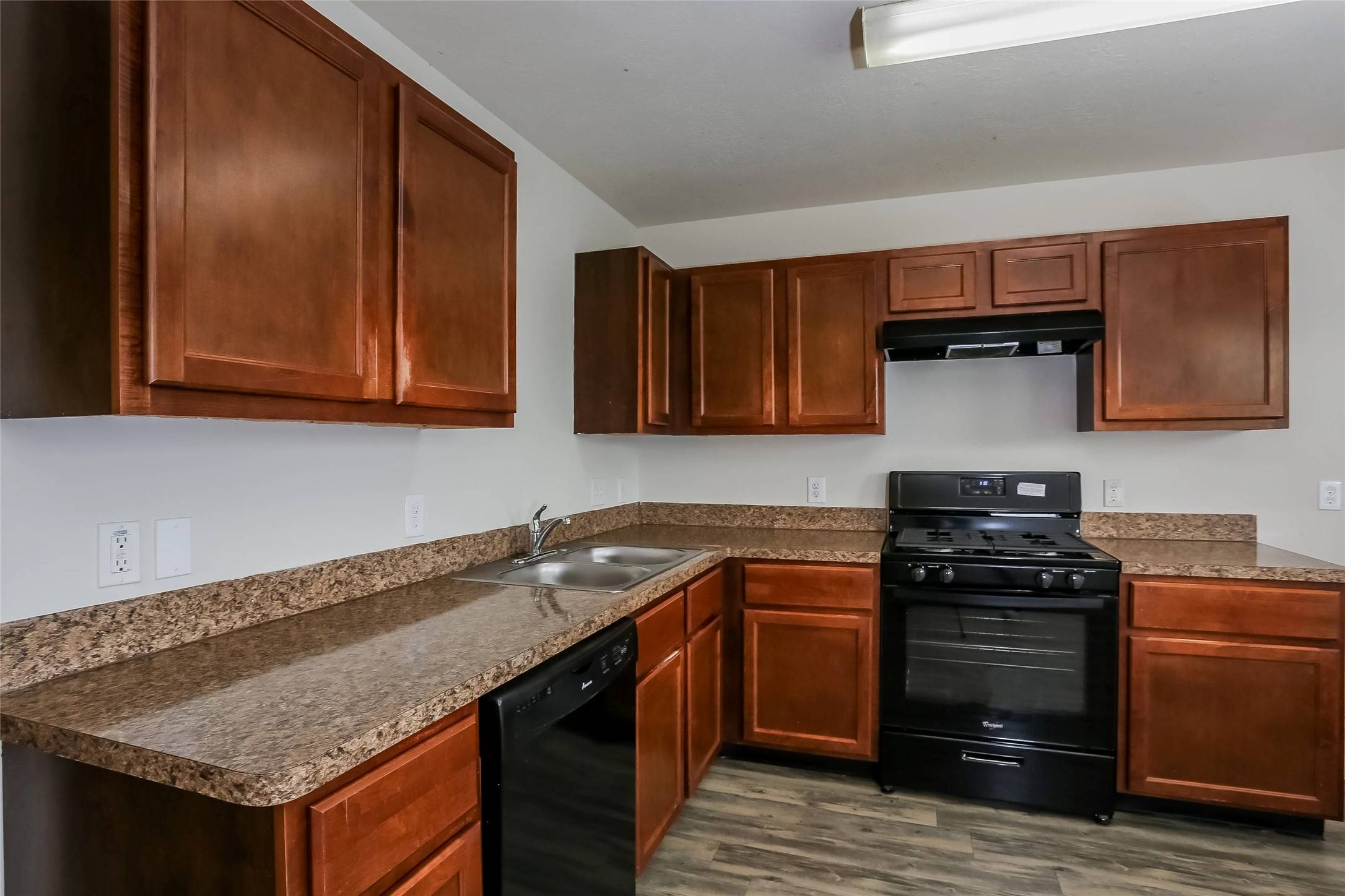 Houston, TX 77045,14402 Acuna LN