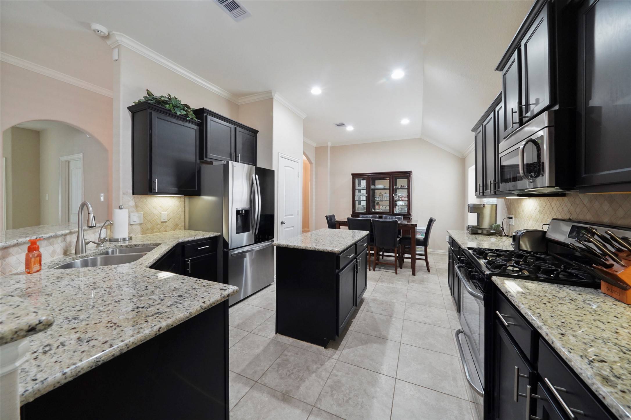 New Caney, TX 77357,23431 Banks Mill DR