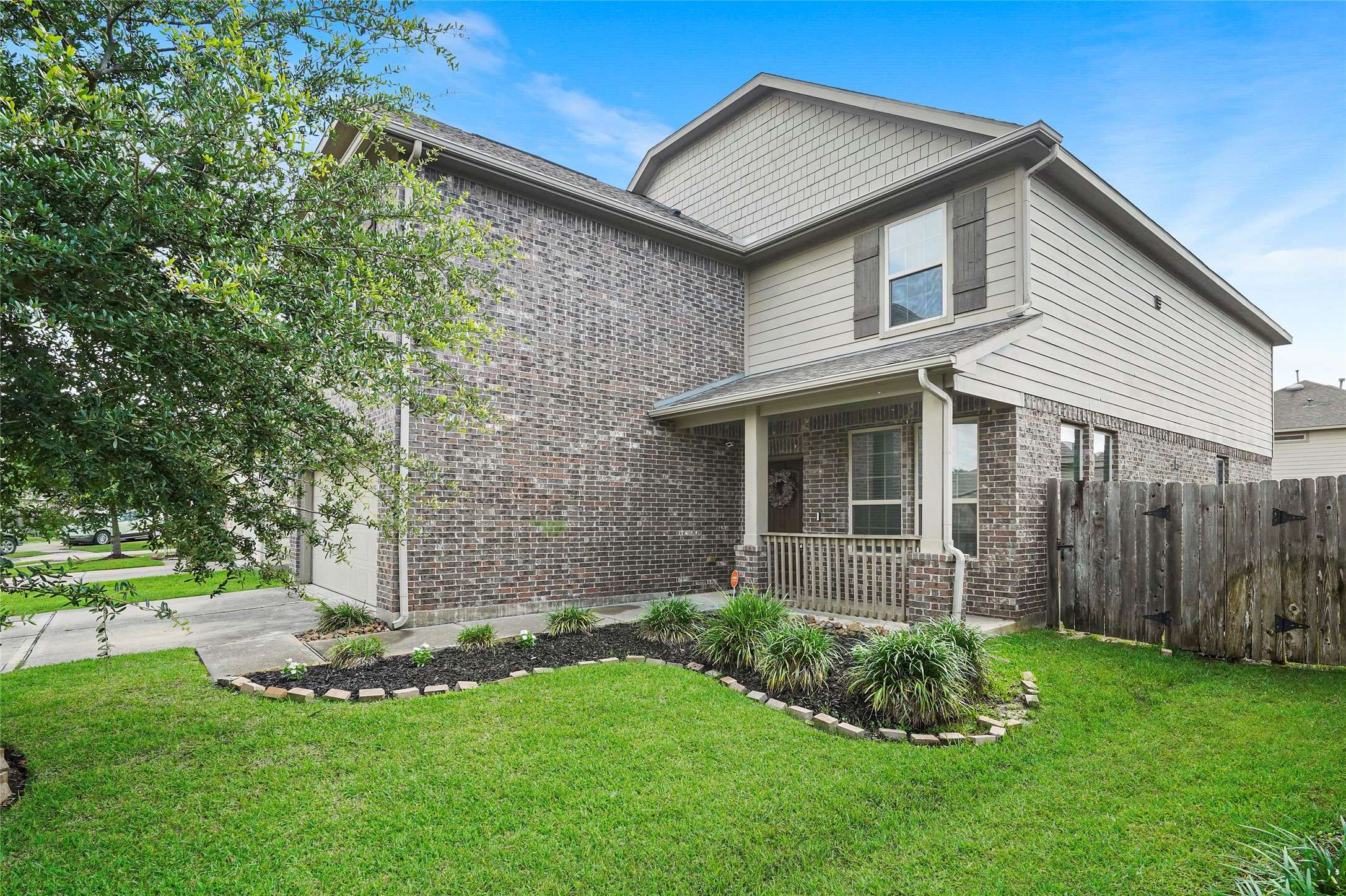 Houston, TX 77047,13815 Rosemere LN