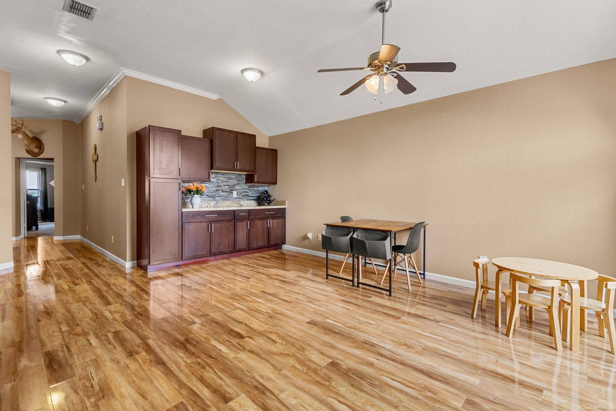 San Antonio, TX 78222,3819 Southern GRV