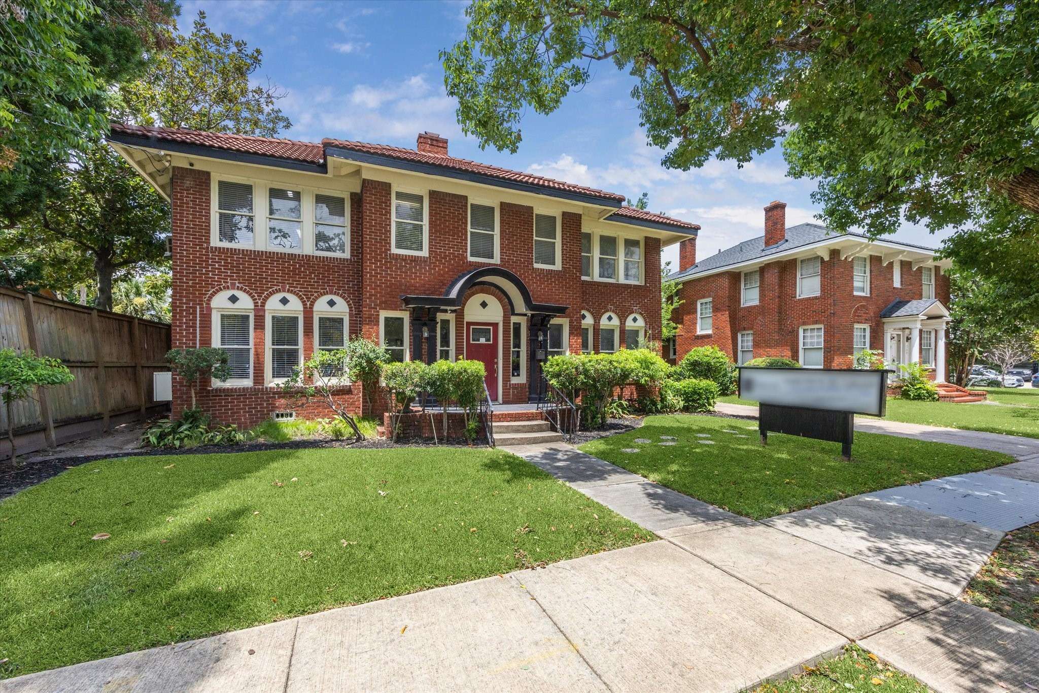 Houston, TX 77006,708 Sul Ross ST