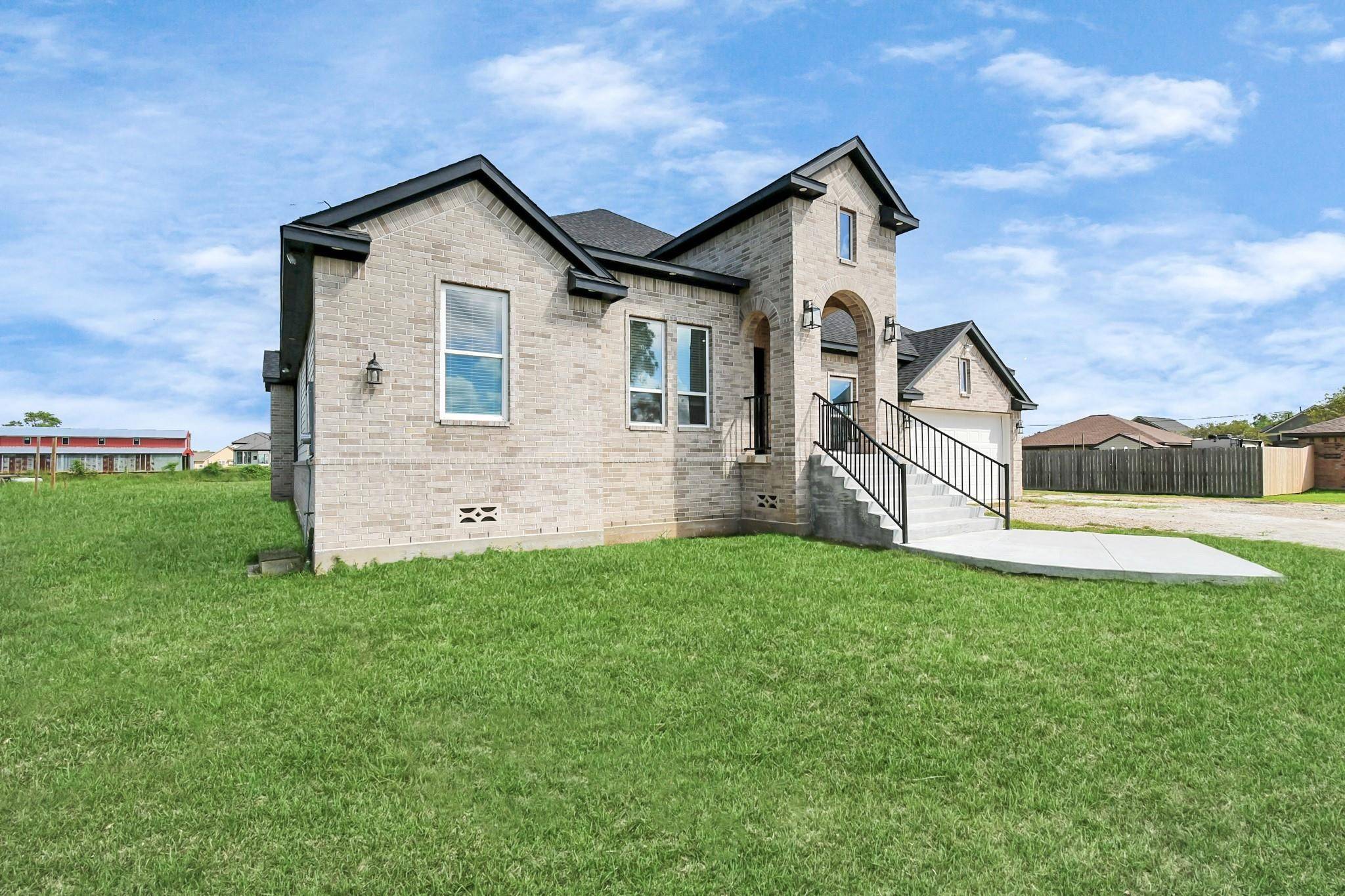 Rosharon, TX 77583,4627 County Road 63