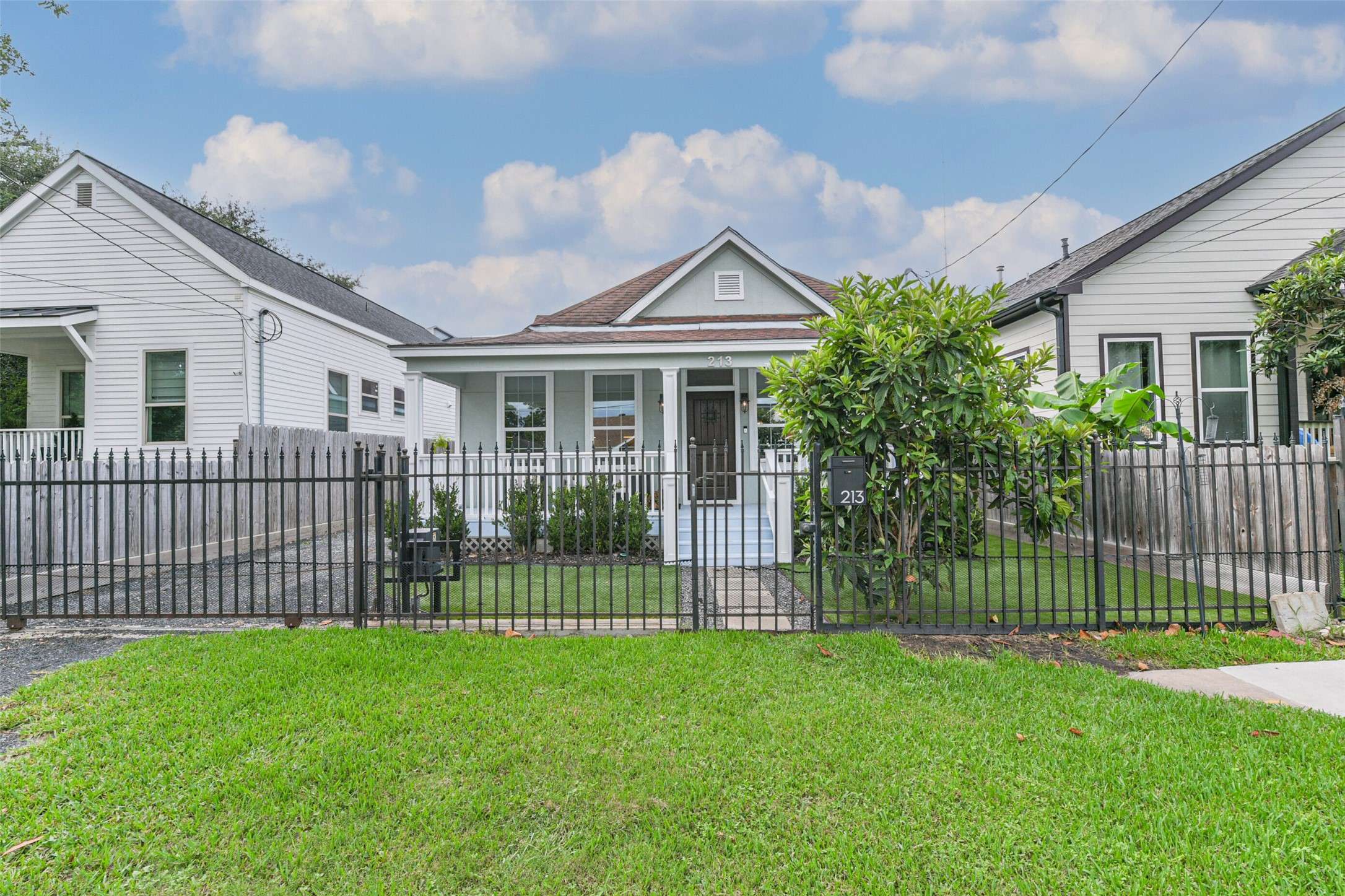 Houston, TX 77003,213 N Hutcheson ST