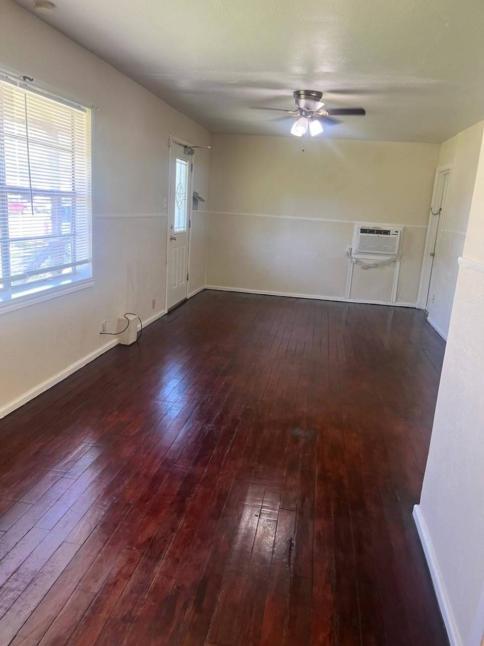 Texas City, TX 77590,2317 19th AVE N