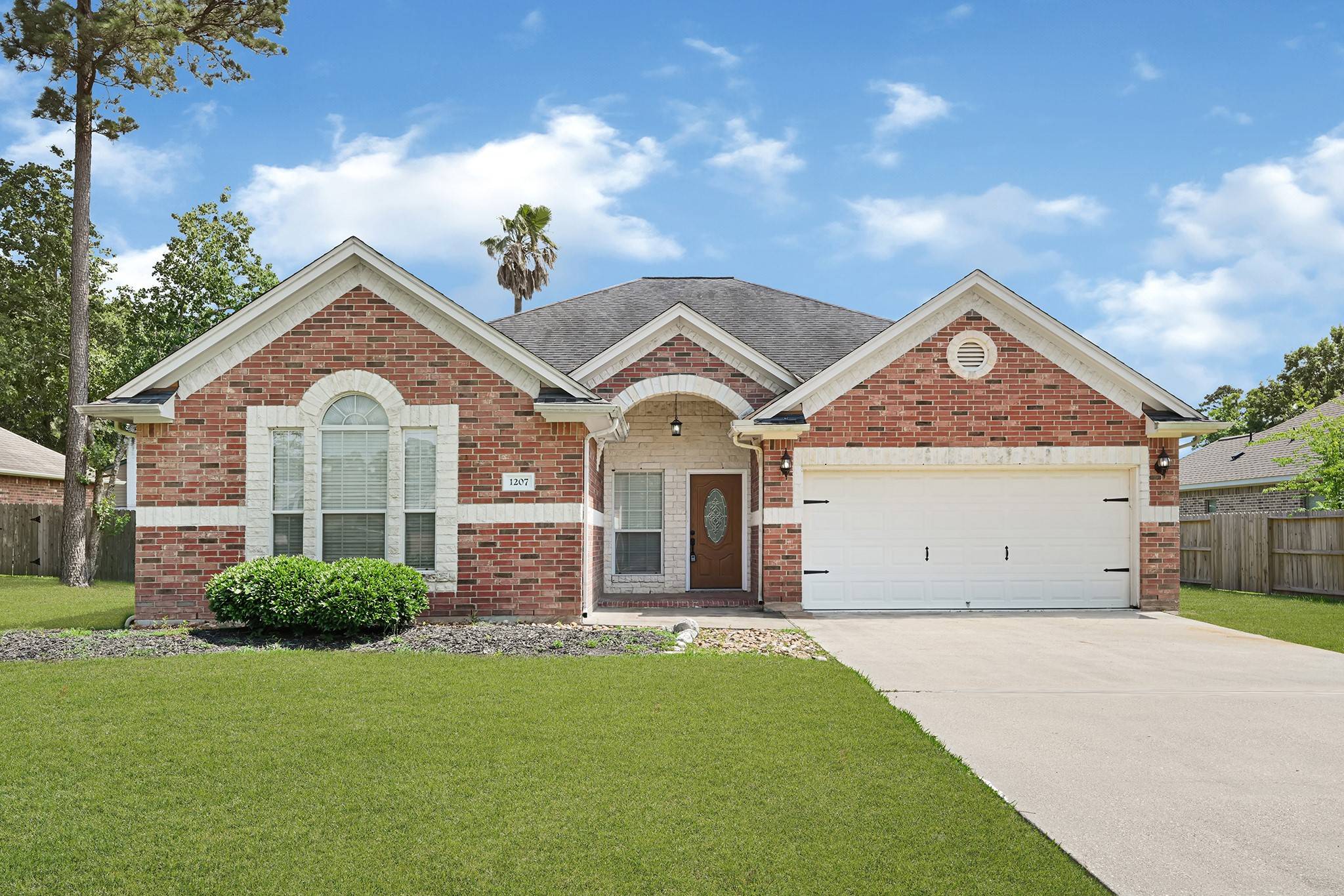 Crosby, TX 77532,1207 S Diamondhead BLVD