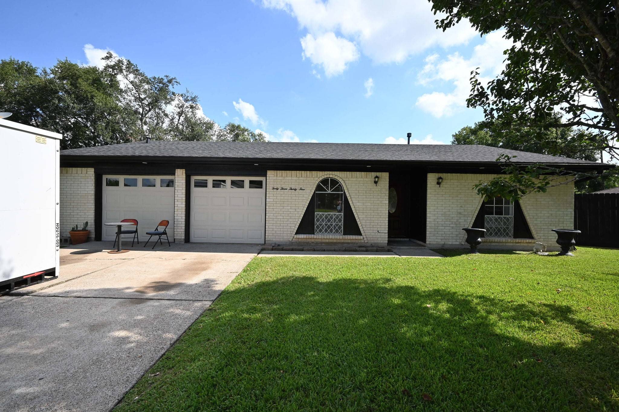 Pasadena, TX 77504,4335 Yosemite DR